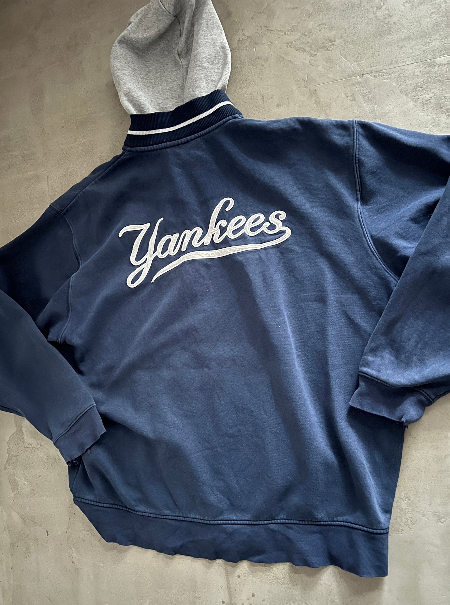 NAVY YANKEES ZIP UP HOODIE - 2000S - XL