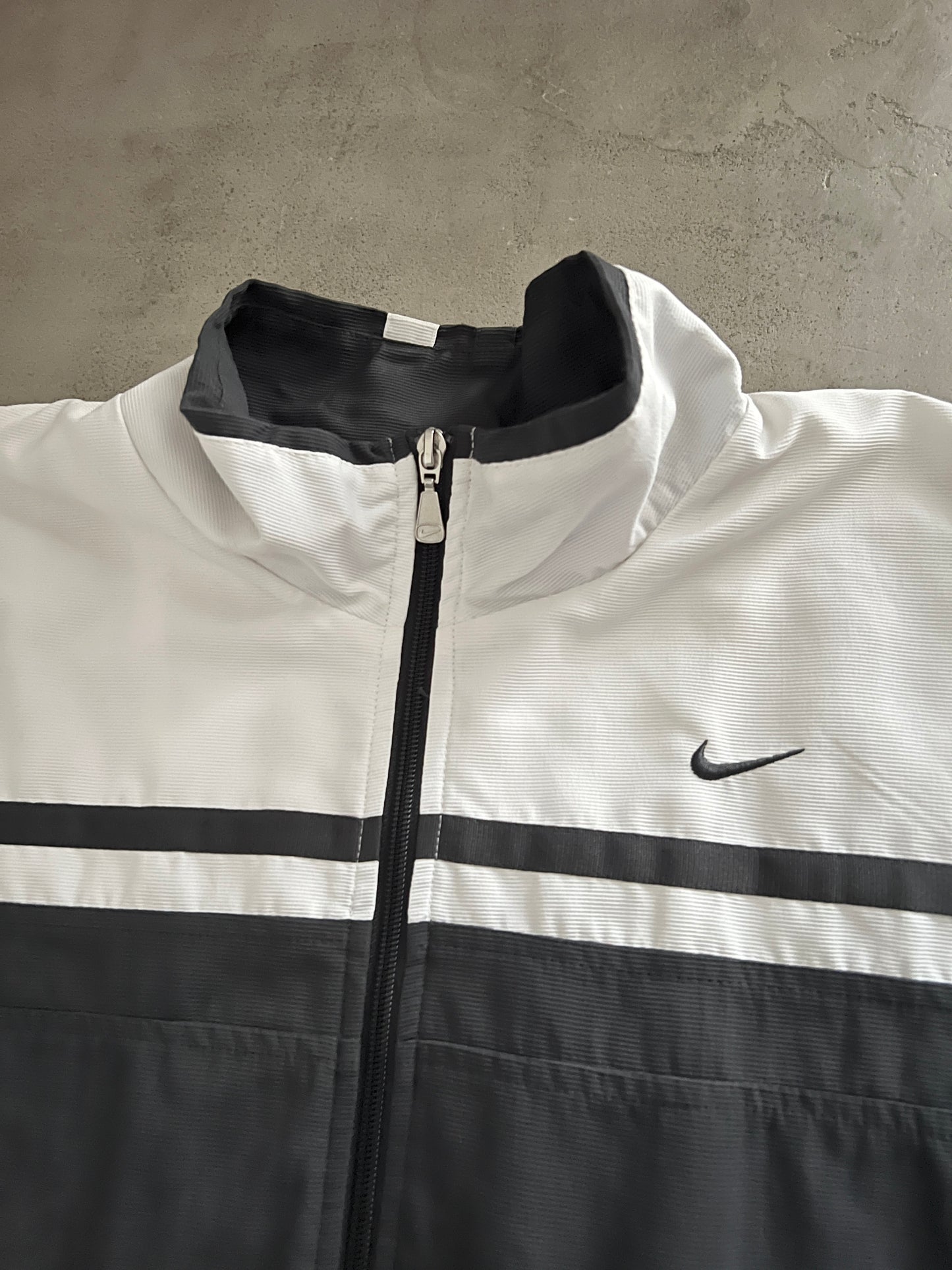 WHITE/GREY NIKE TRACK JACKET - 2000S - L/XL