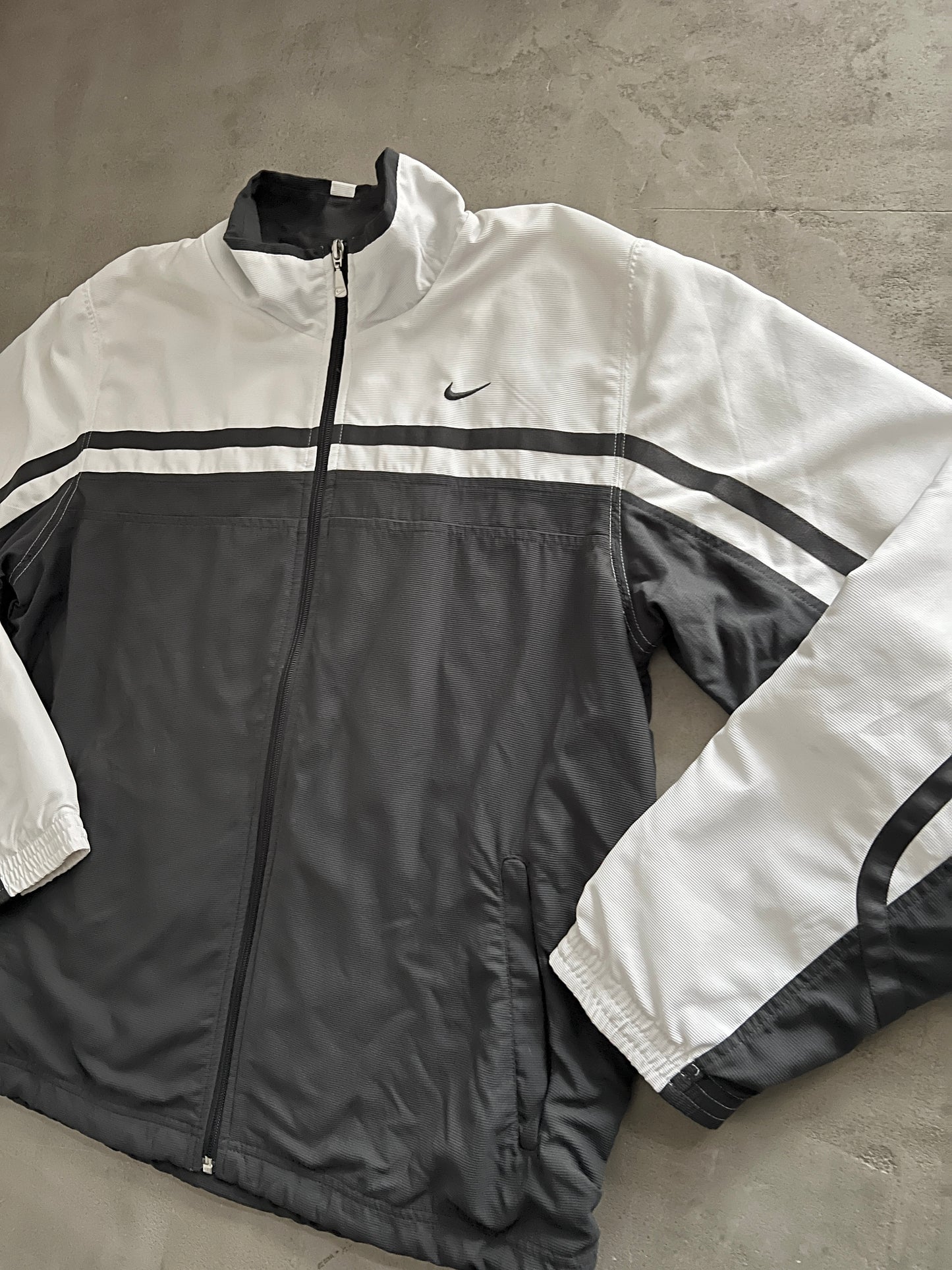 WHITE/GREY NIKE TRACK JACKET - 2000S - L/XL