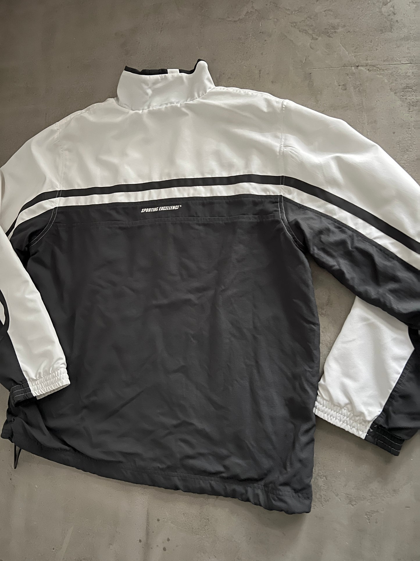 WHITE/GREY NIKE TRACK JACKET - 2000S - L/XL