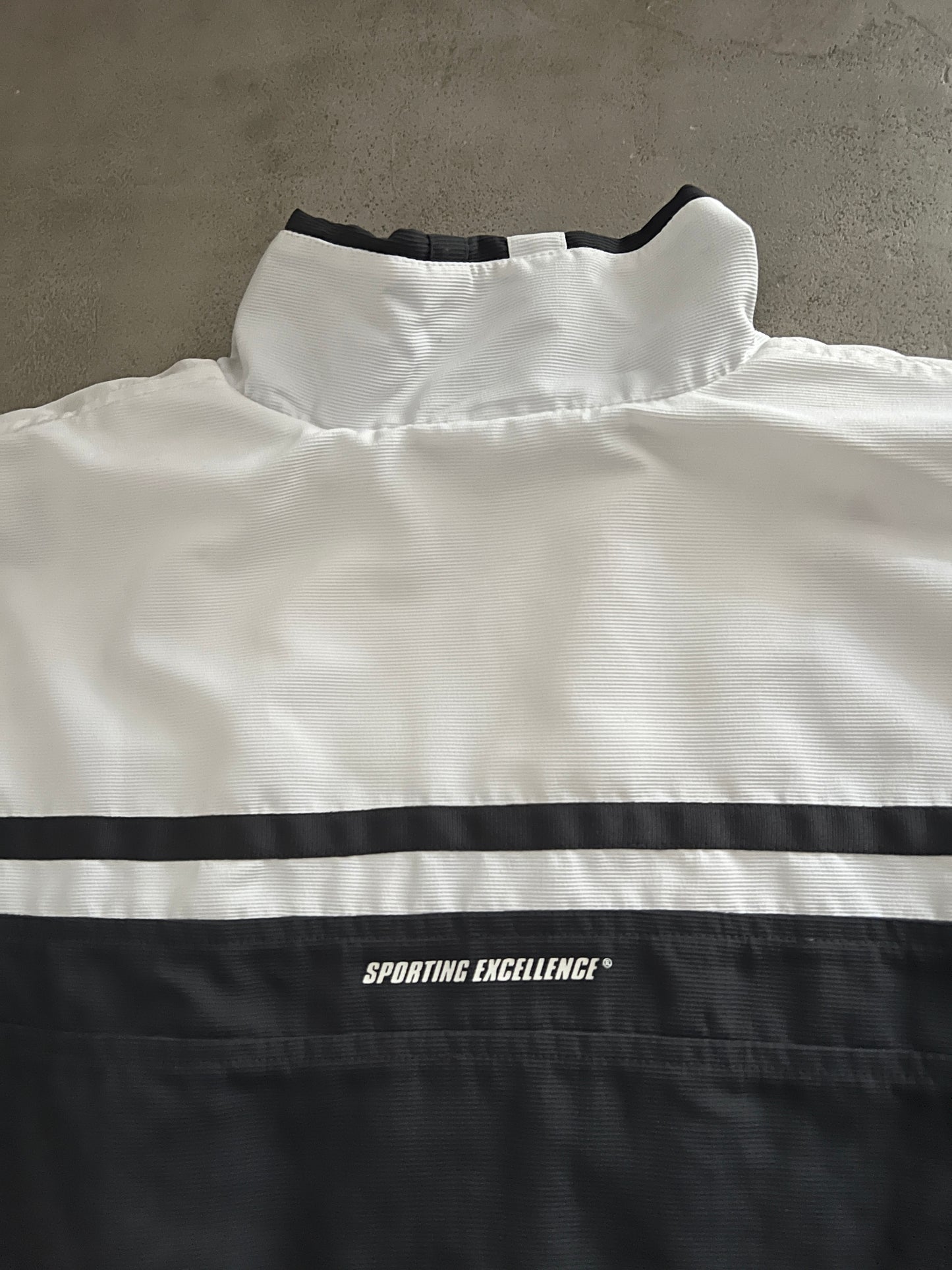 WHITE/GREY NIKE TRACK JACKET - 2000S - L/XL