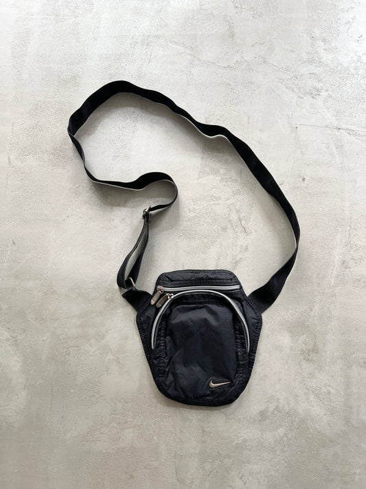 BLACK NIKE BAG - 2000S