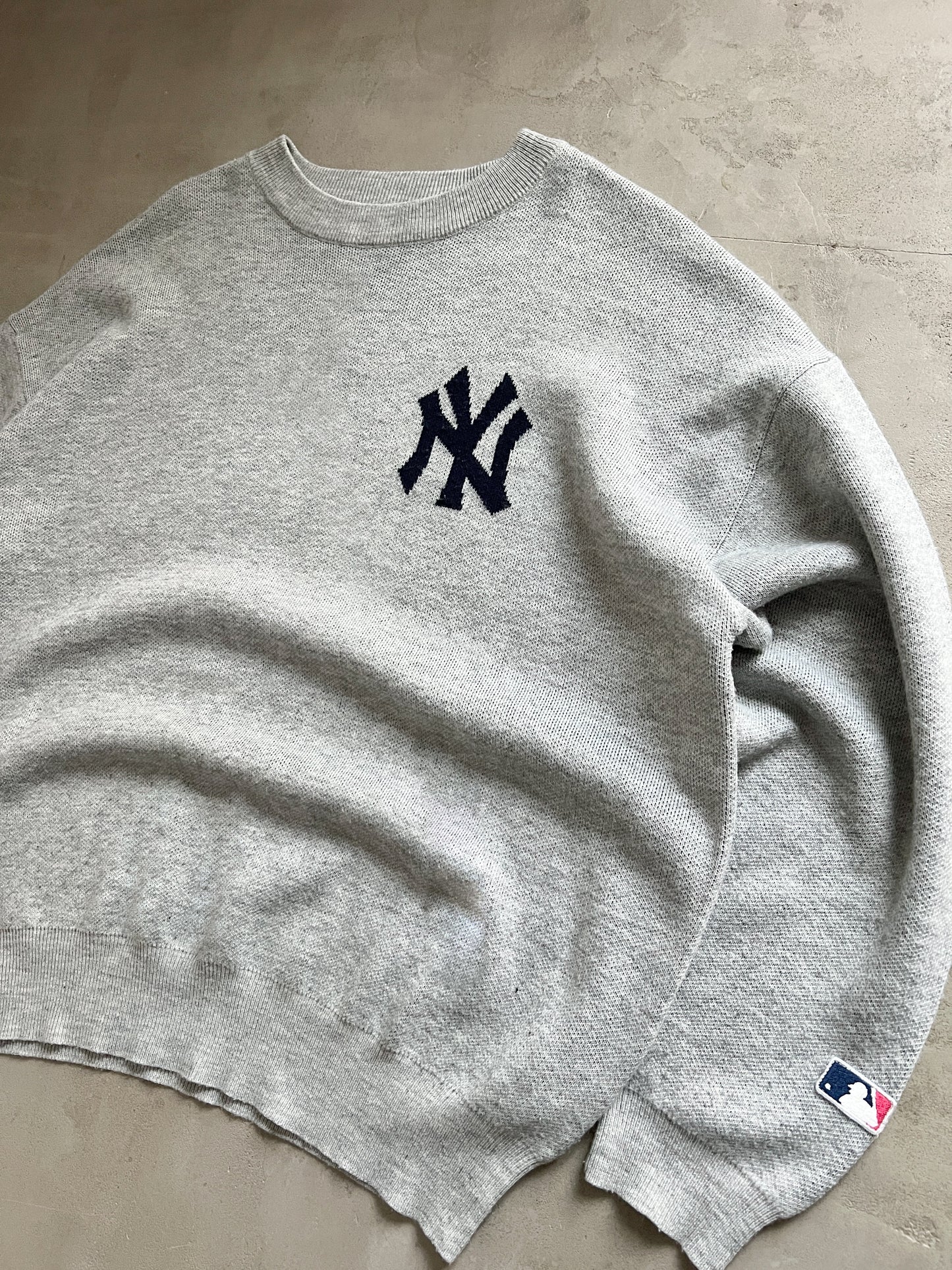 GREY YANKEES KNIT SWEATER - 1990S - L/XL