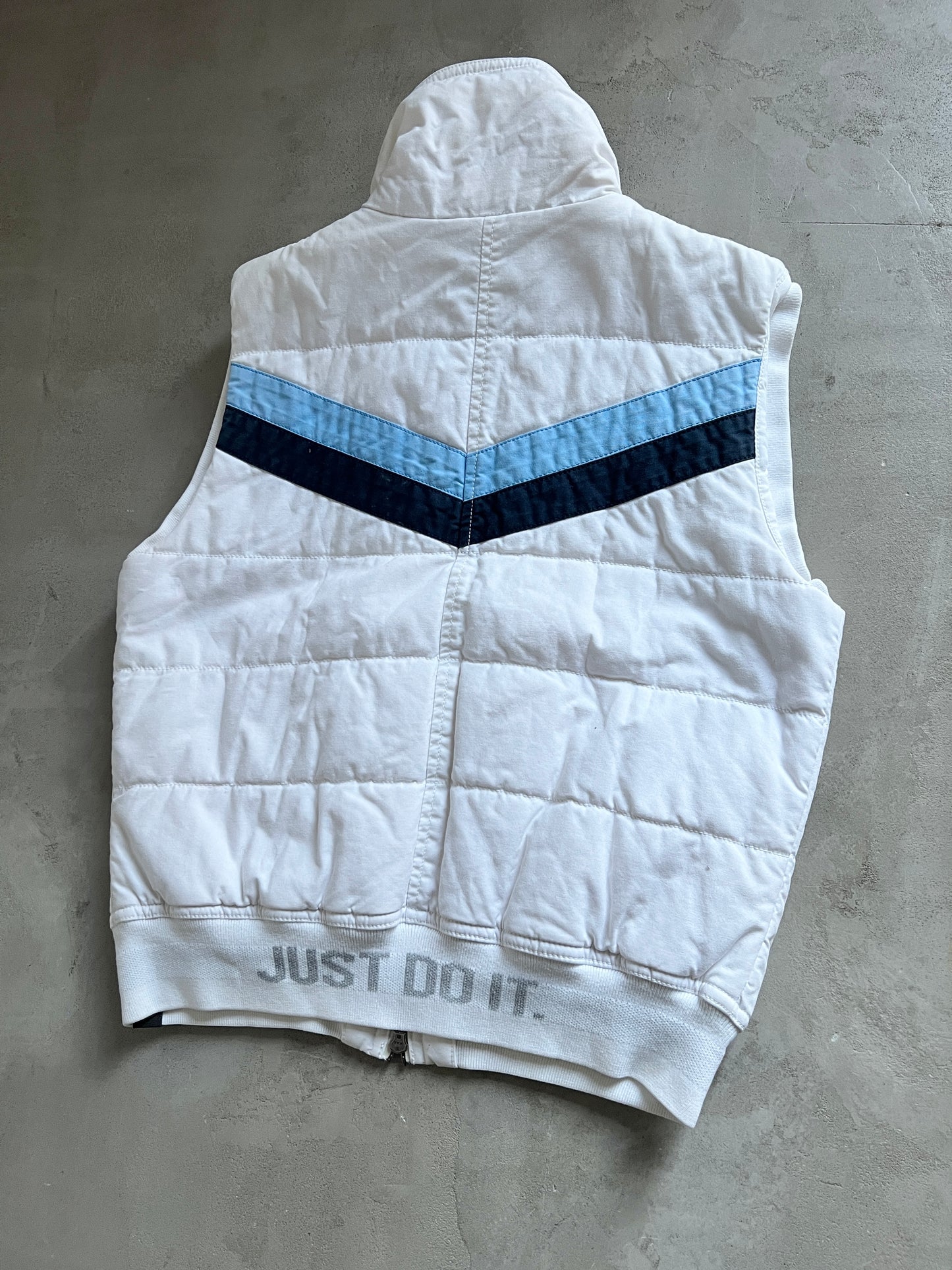 WHITE/BLUE NIKE VEST - 2000S - WOMENS S