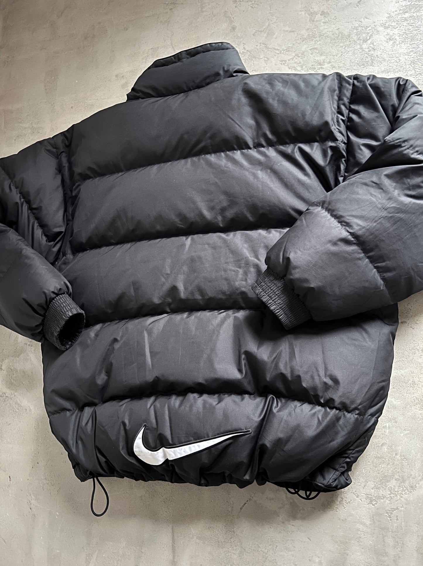 BLACK NIKE PUFFER - 1990S - L