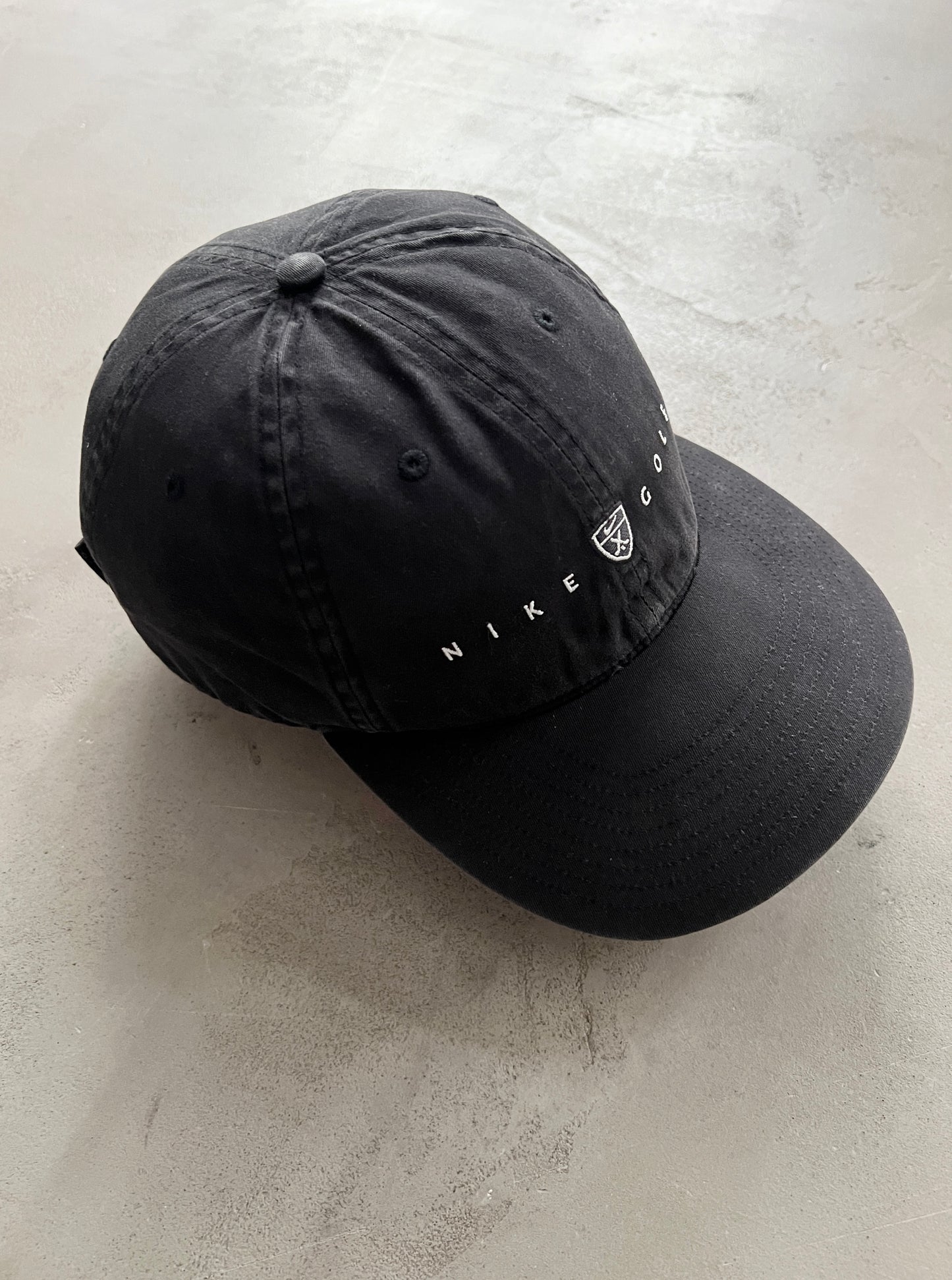 FADED BLACK NIKE GOLF CAP - 2000S