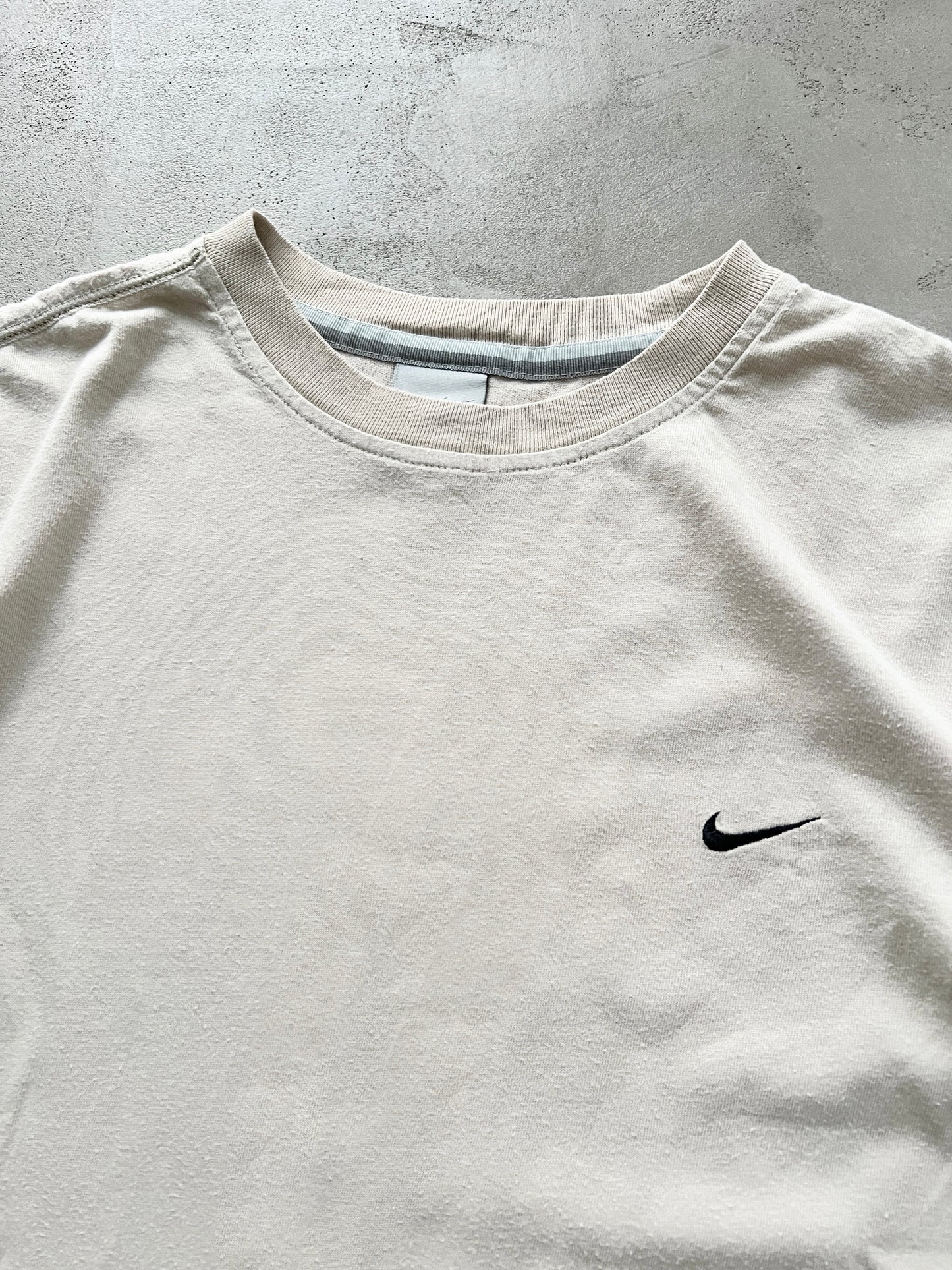 LIGHT BEIGE NIKE TEE - 2000S - L/M