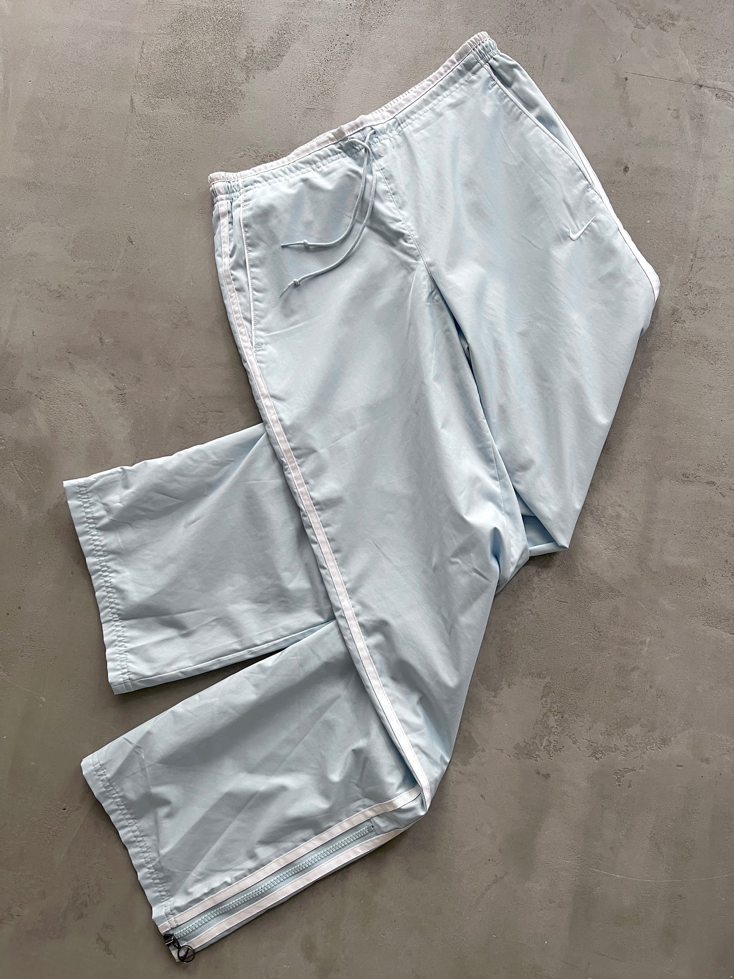 BABY BLUE/WHITE NIKE TRACK PANTS - 2000S - XS/S