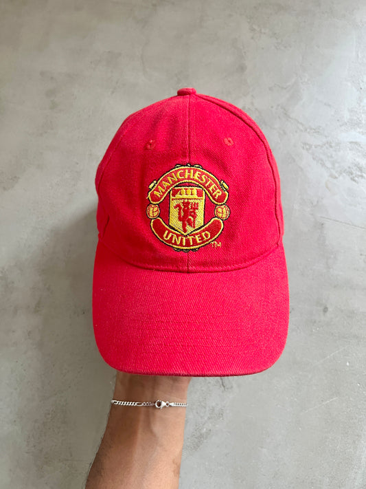 RED MANCHESTER UNITED CAP - 2000S