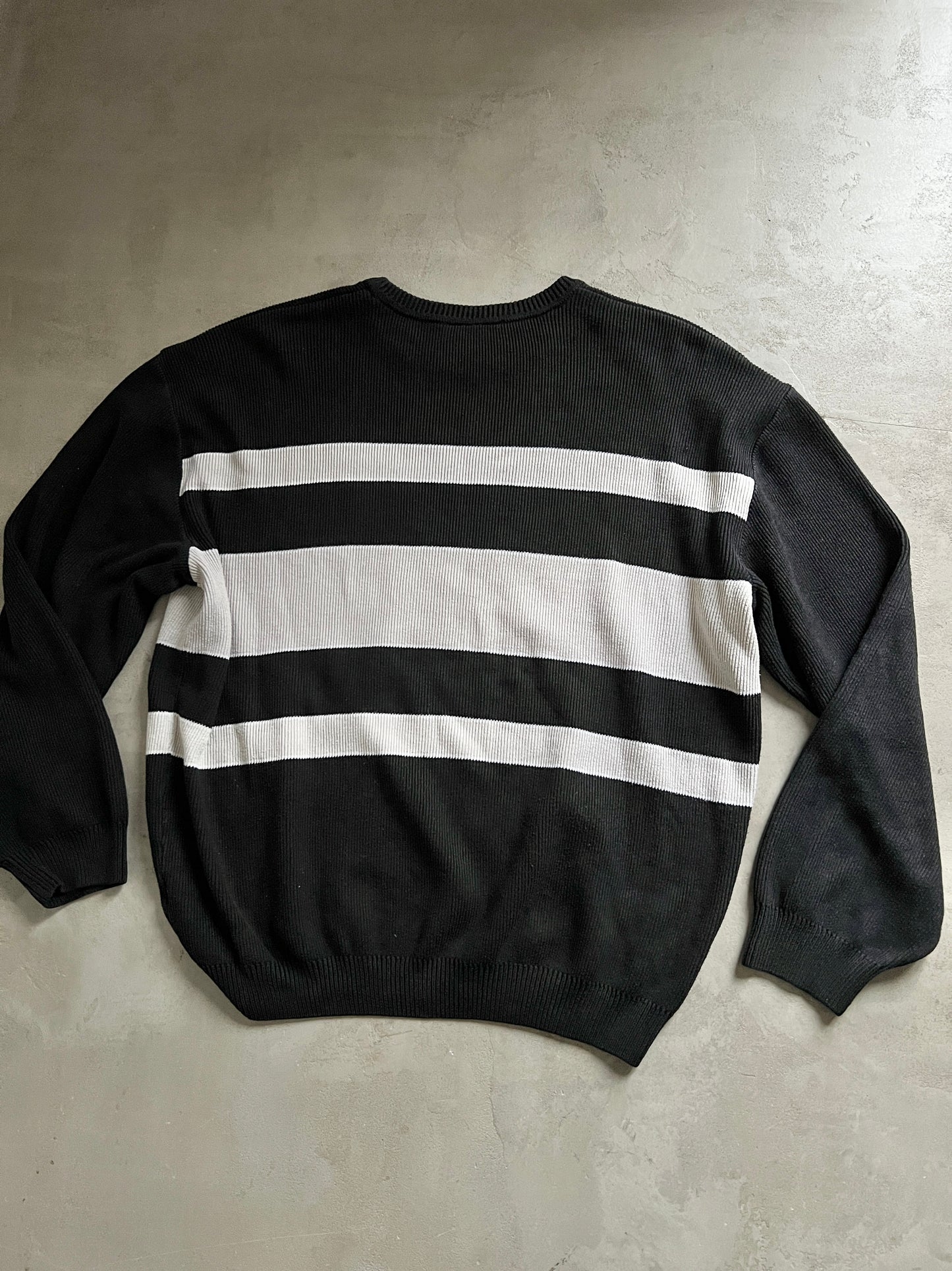 BLACK/CREME LACOSTE KNIT SWEATER - 2000S - L/M