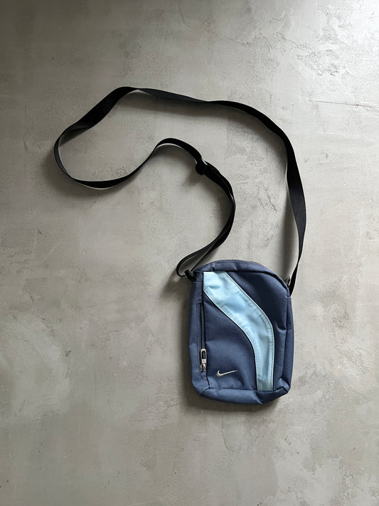 NAVY/BABY BLUE NIKE BAG - 2000S