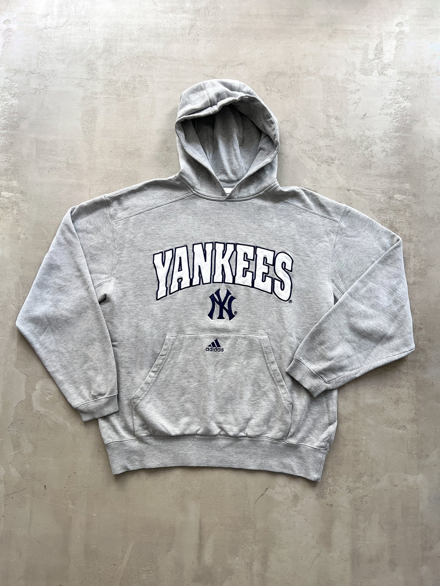 GREY YANKEES ADIDAS HOODIE - 2000S - L