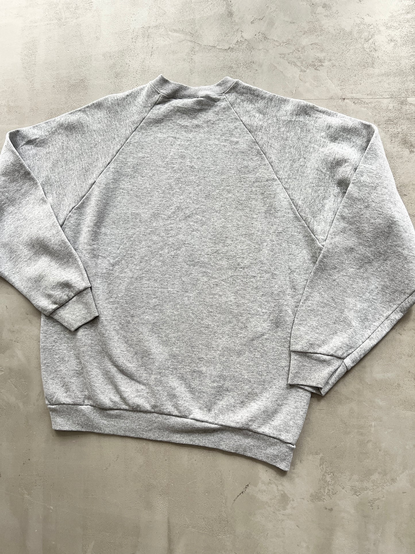 GREY YANKEES SWEATER - 1990S - L/M