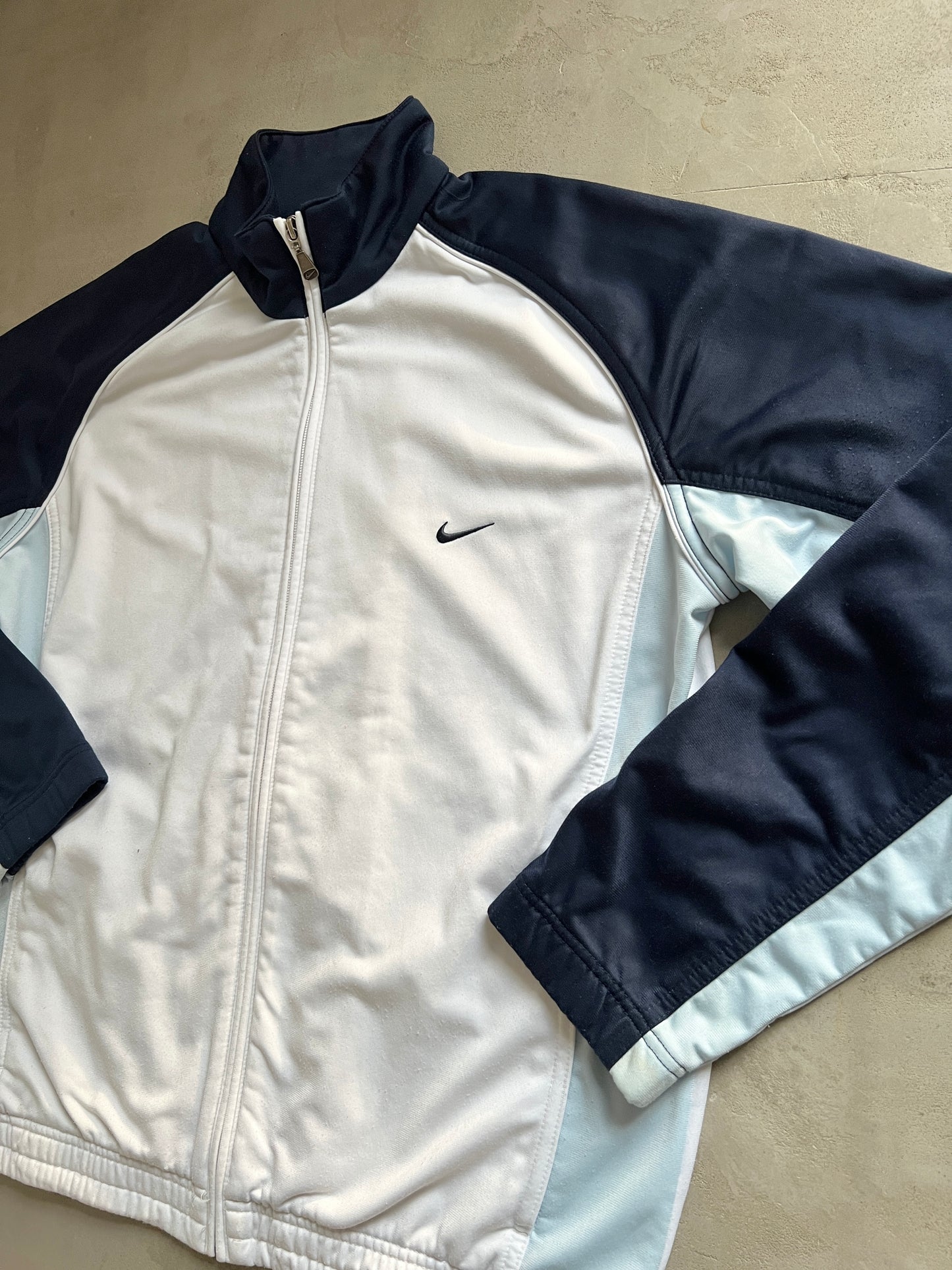 WHITE/BABY BLUE NIKE TRACK JACKET - 2000S - L