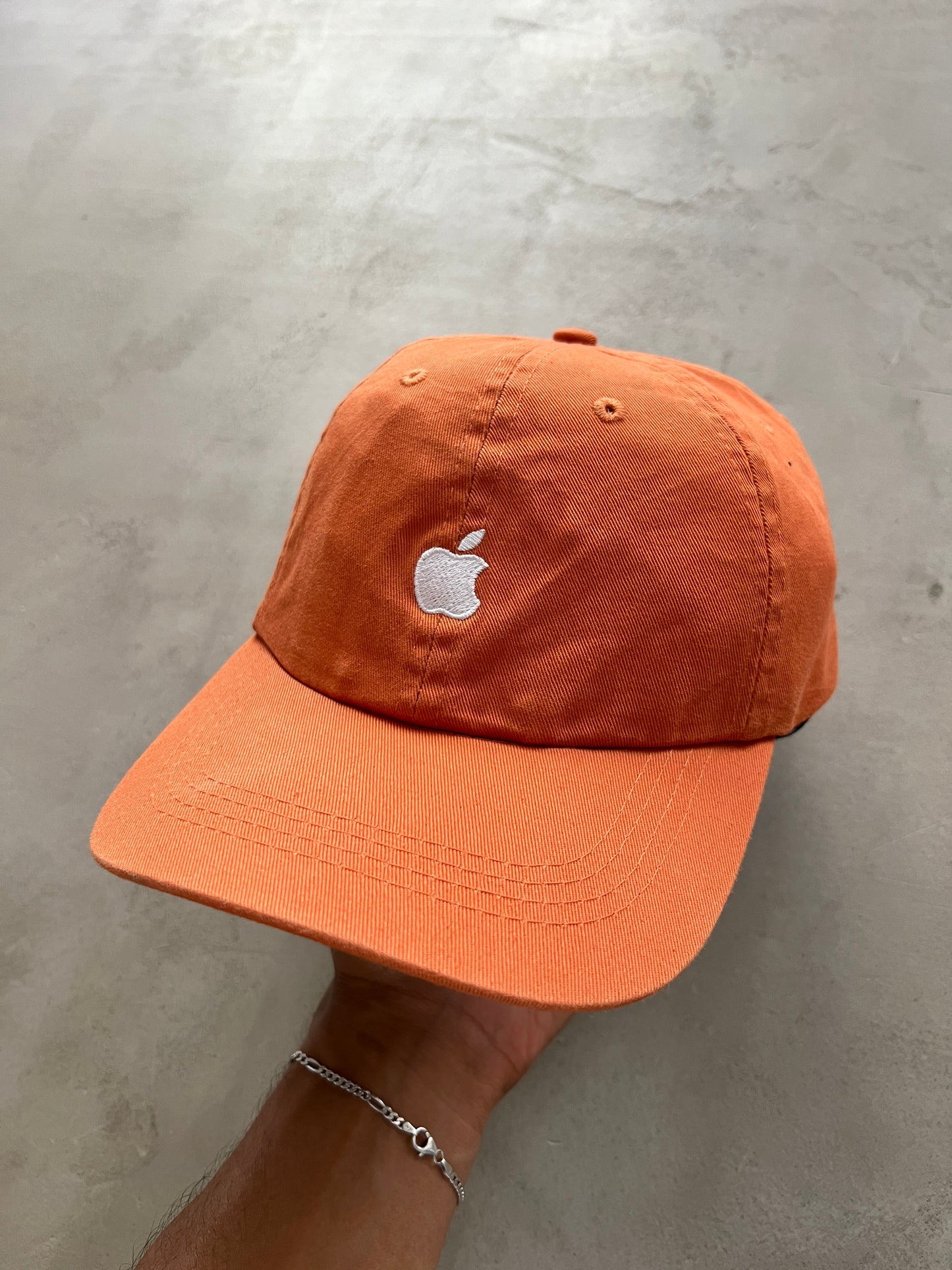 ORANGE APPLE PROMO CAP - 1990S