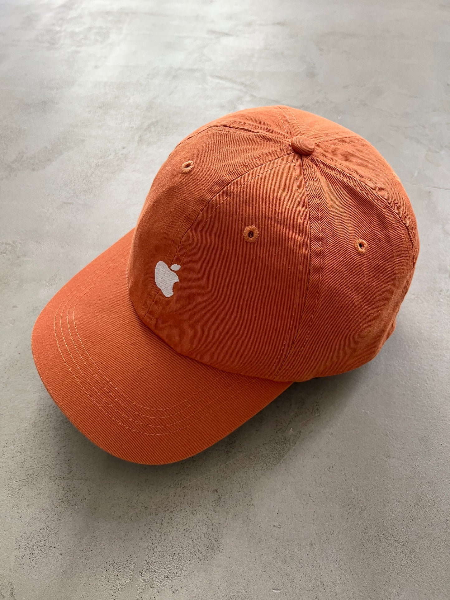 ORANGE APPLE PROMO CAP - 1990S