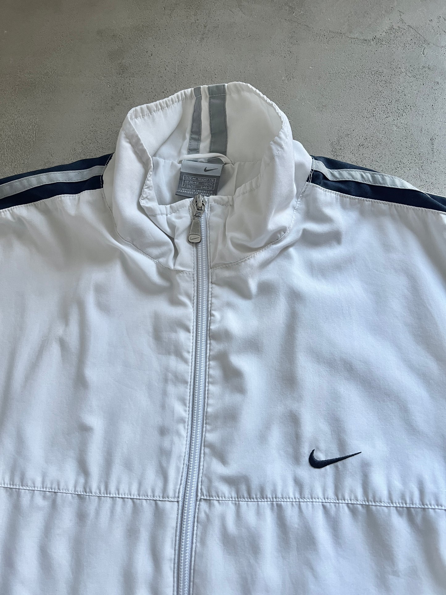 WHITE NIKE TRACK JACKET - 2000S - M/L