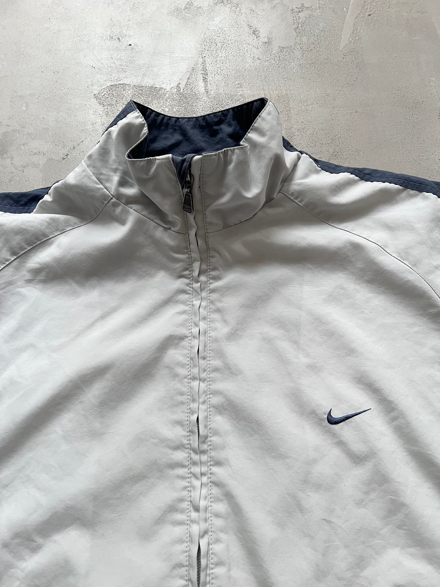 GREY NIKE TRACK JACKET - 2000S - L