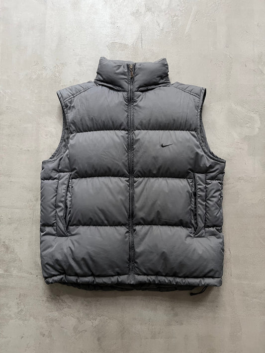 GREY NIKE PUFFER VEST - 2000S