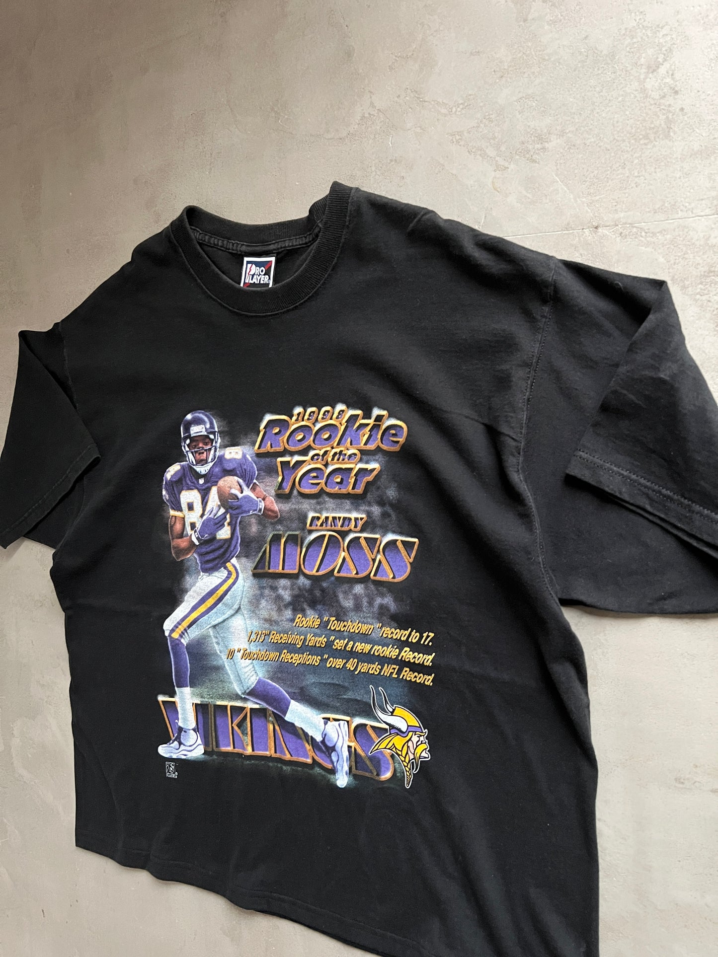 BLACK RANDY MOSS FOOTBALL TEE - 1990S - L