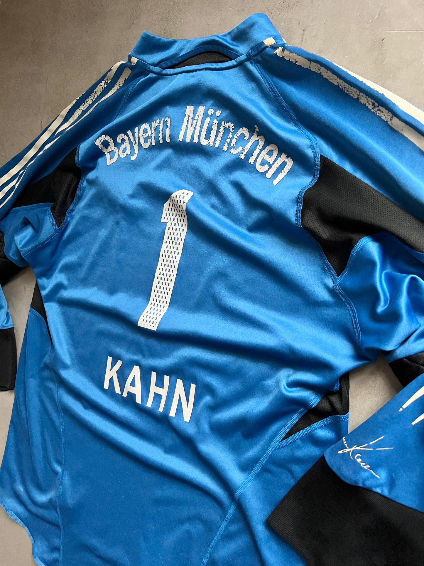 BLUE BAYERN MUNICH KAHN JERSEY - 2000S - XL