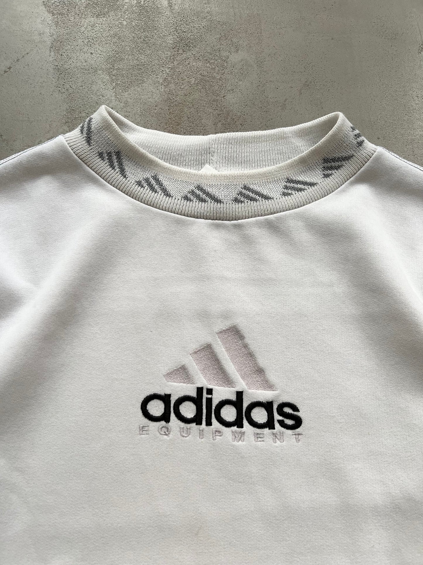 WHITE ADIDAS SPELLOUT SWEATER - 1990S