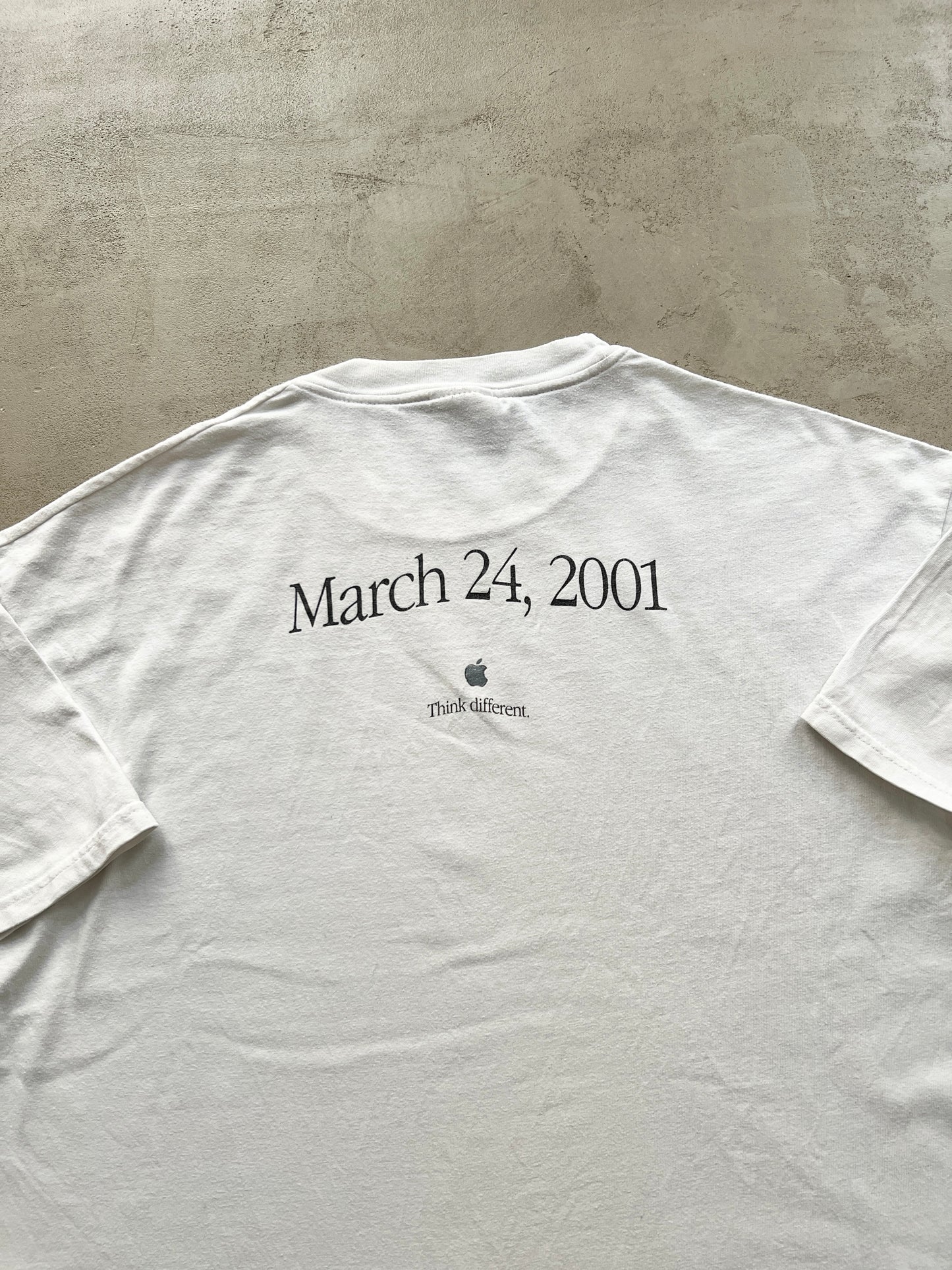 WHITE APPLE MAC OS X TEE - 2000S - XL