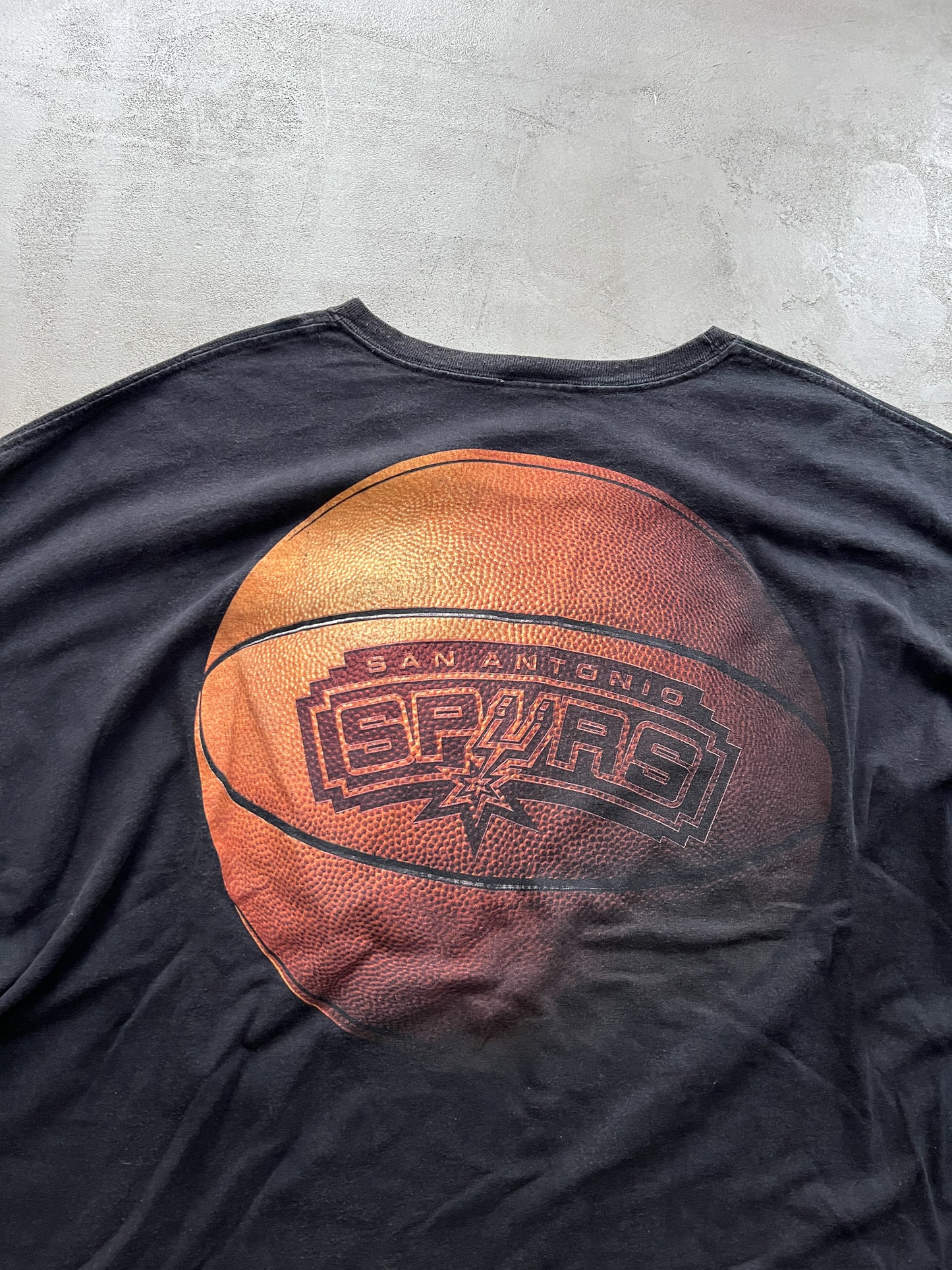 FADED BLACK SPURS BASKETBALL TEE - 2000S - XXL