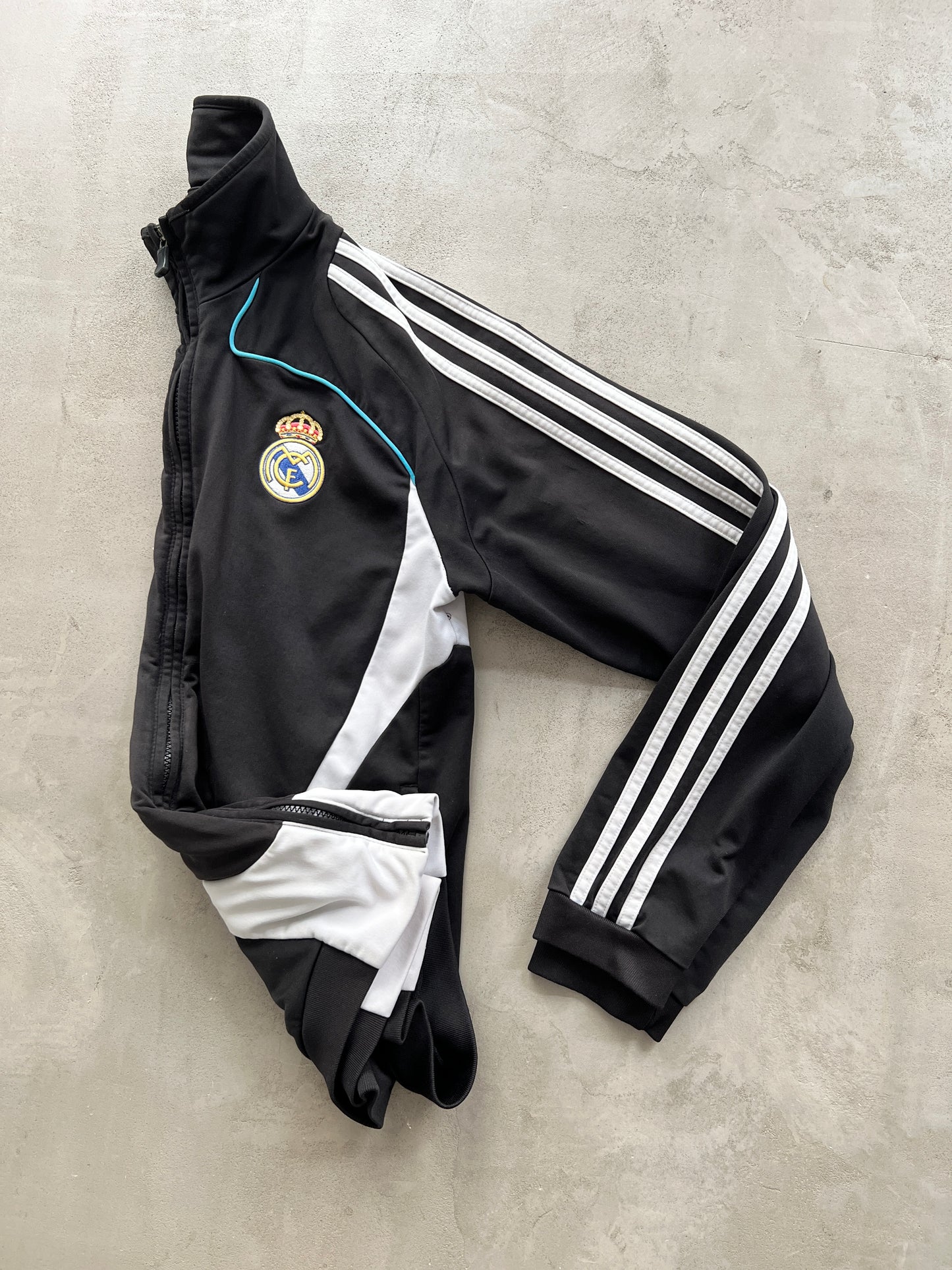 BLACK REAL MADRID TRACK JACKET - 2000S - XL/L