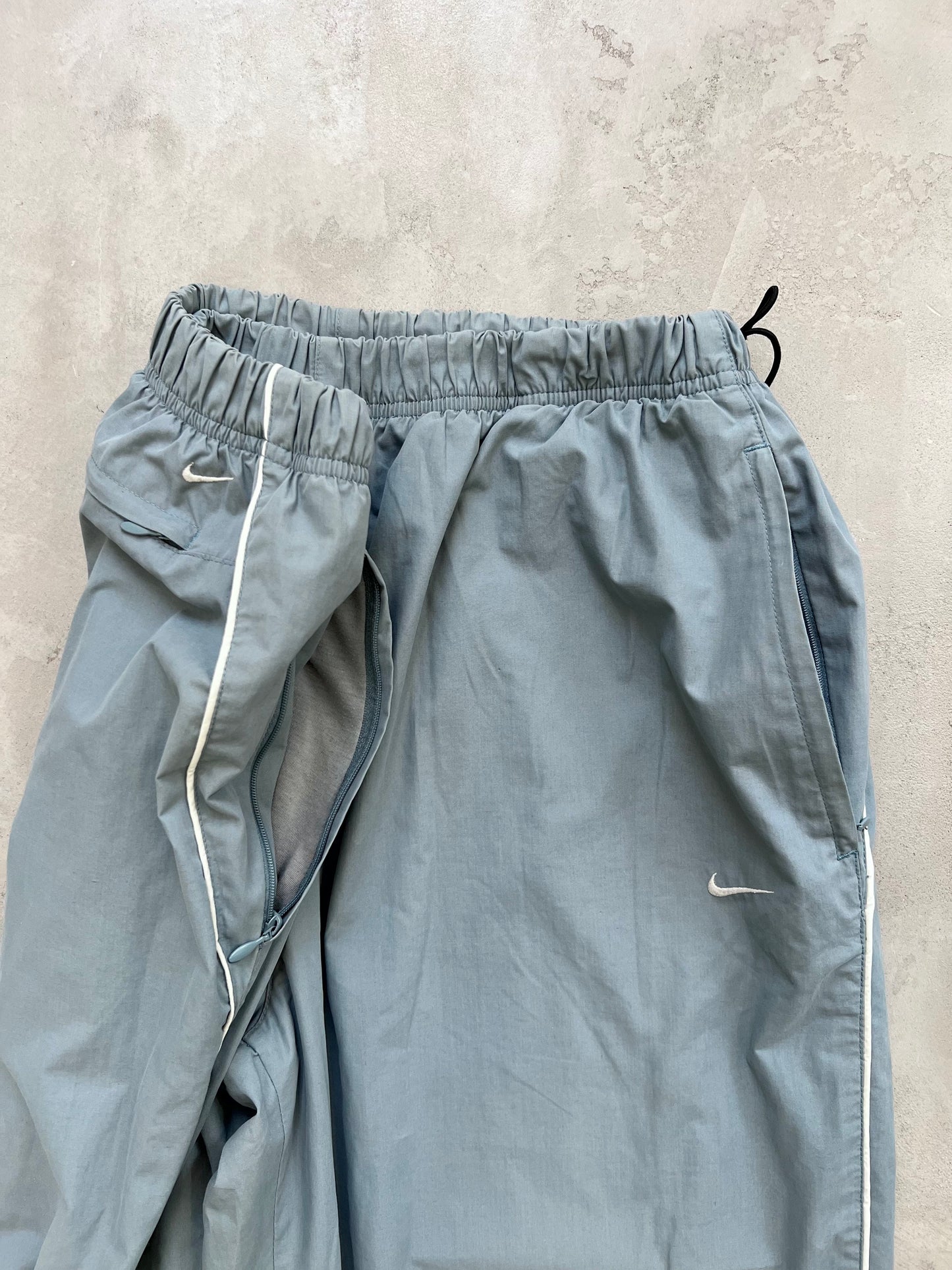 SLATE BLUE NIKE TRACKPANTS - 2000S