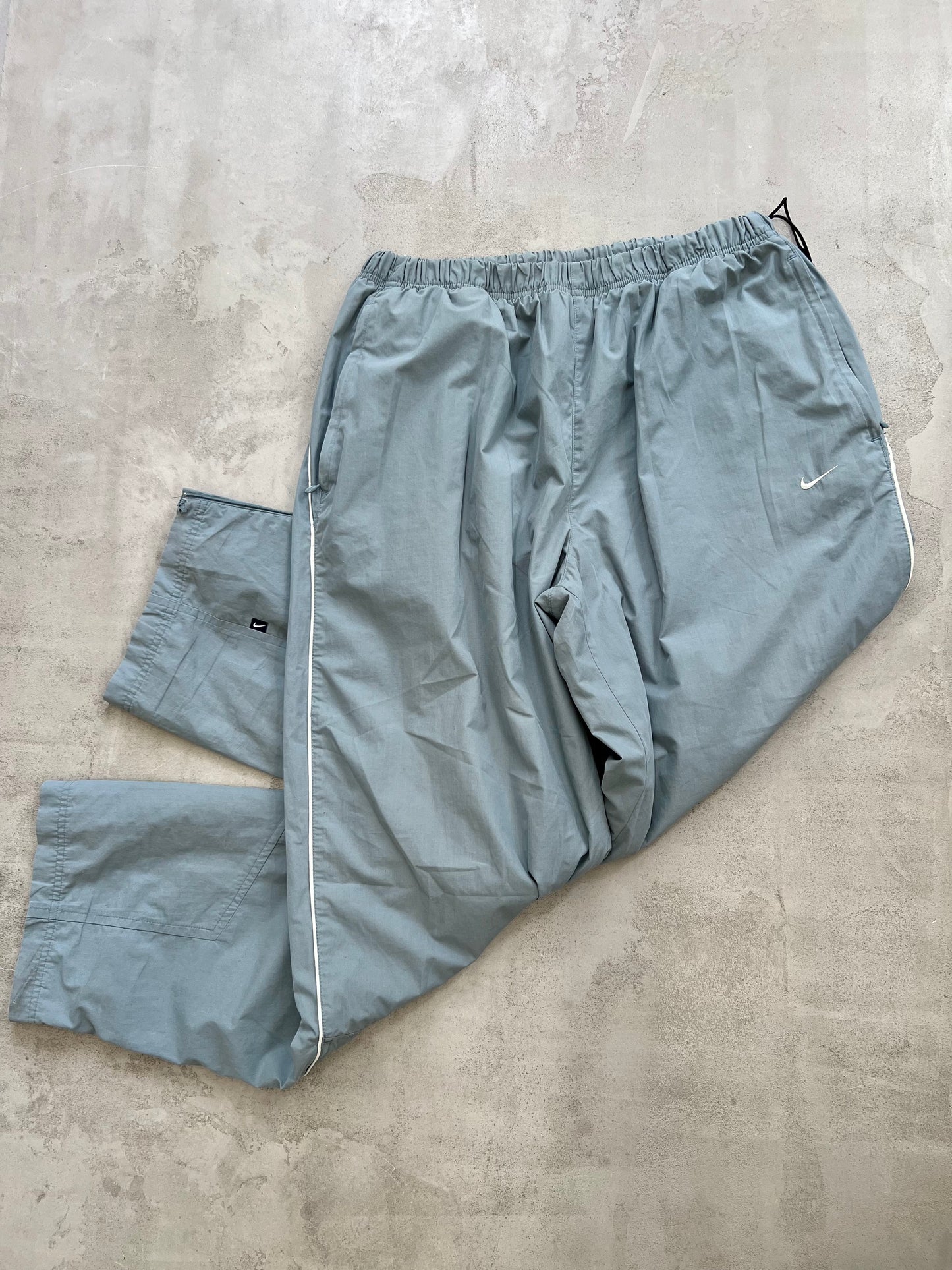 SLATE BLUE NIKE TRACKPANTS - 2000S