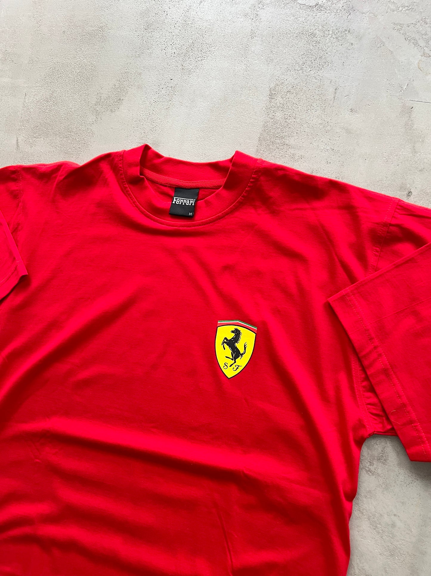 RED FERRARI TEE - 1990S - XL