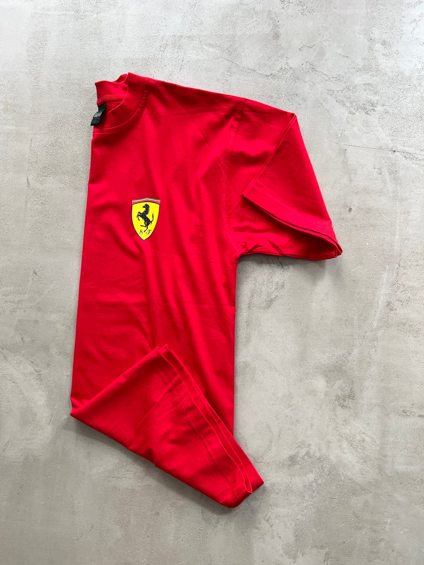 RED FERRARI TEE - 1990S - XL