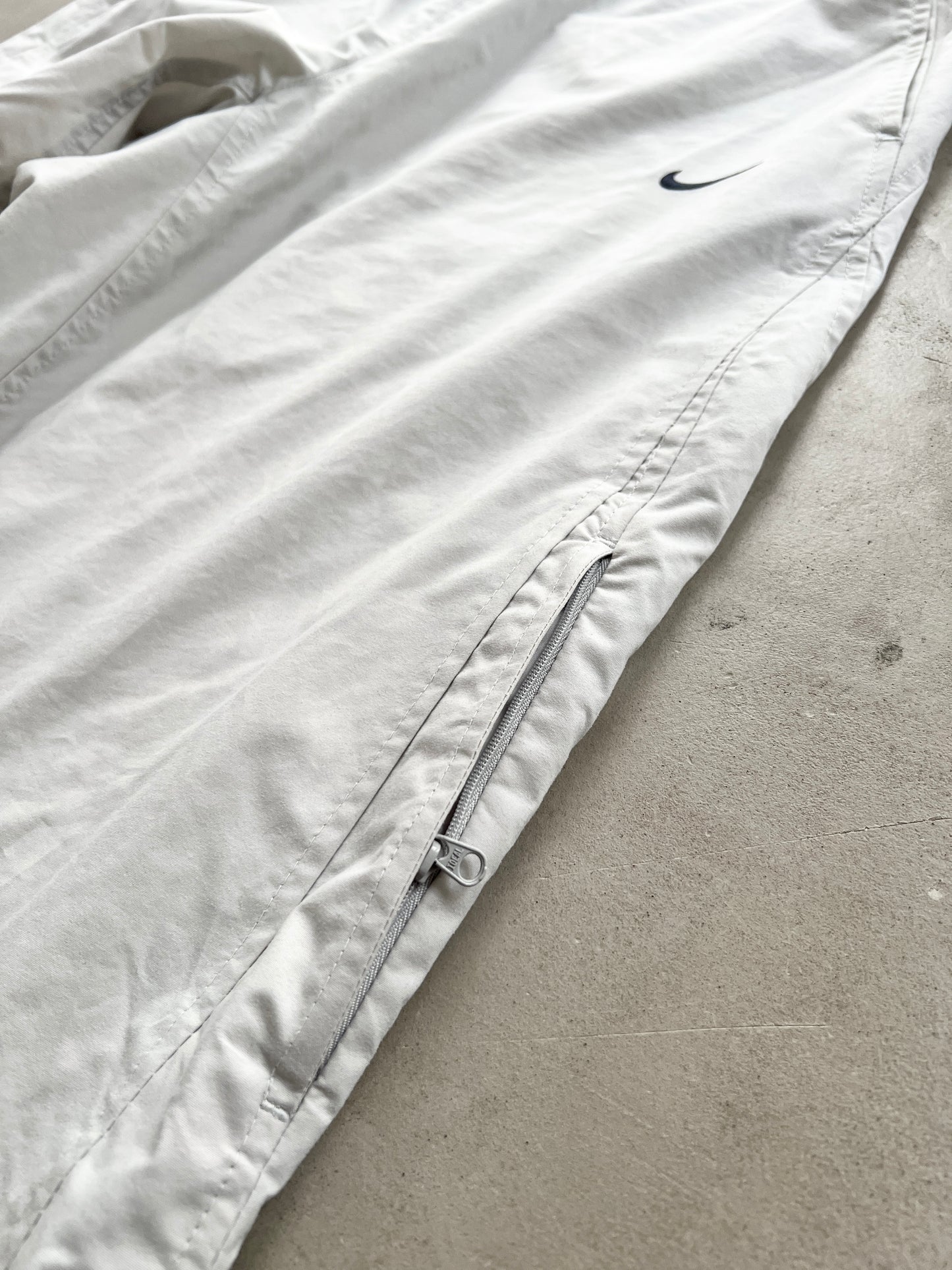 LIGHT BEIGE NIKE TRACK PANTS - 2000S - L