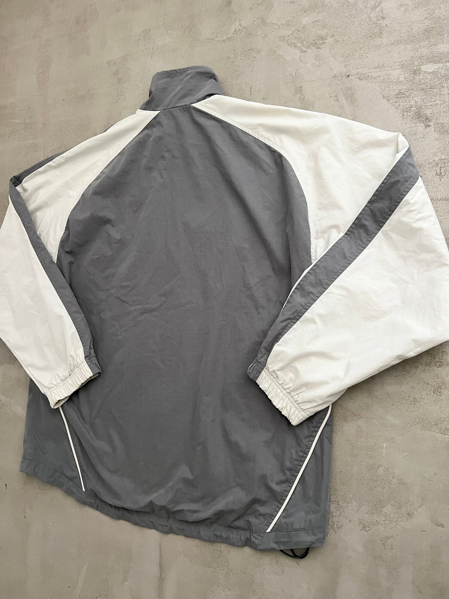 GREY/CREME NIKE TRACK JACKET - 2000S - L