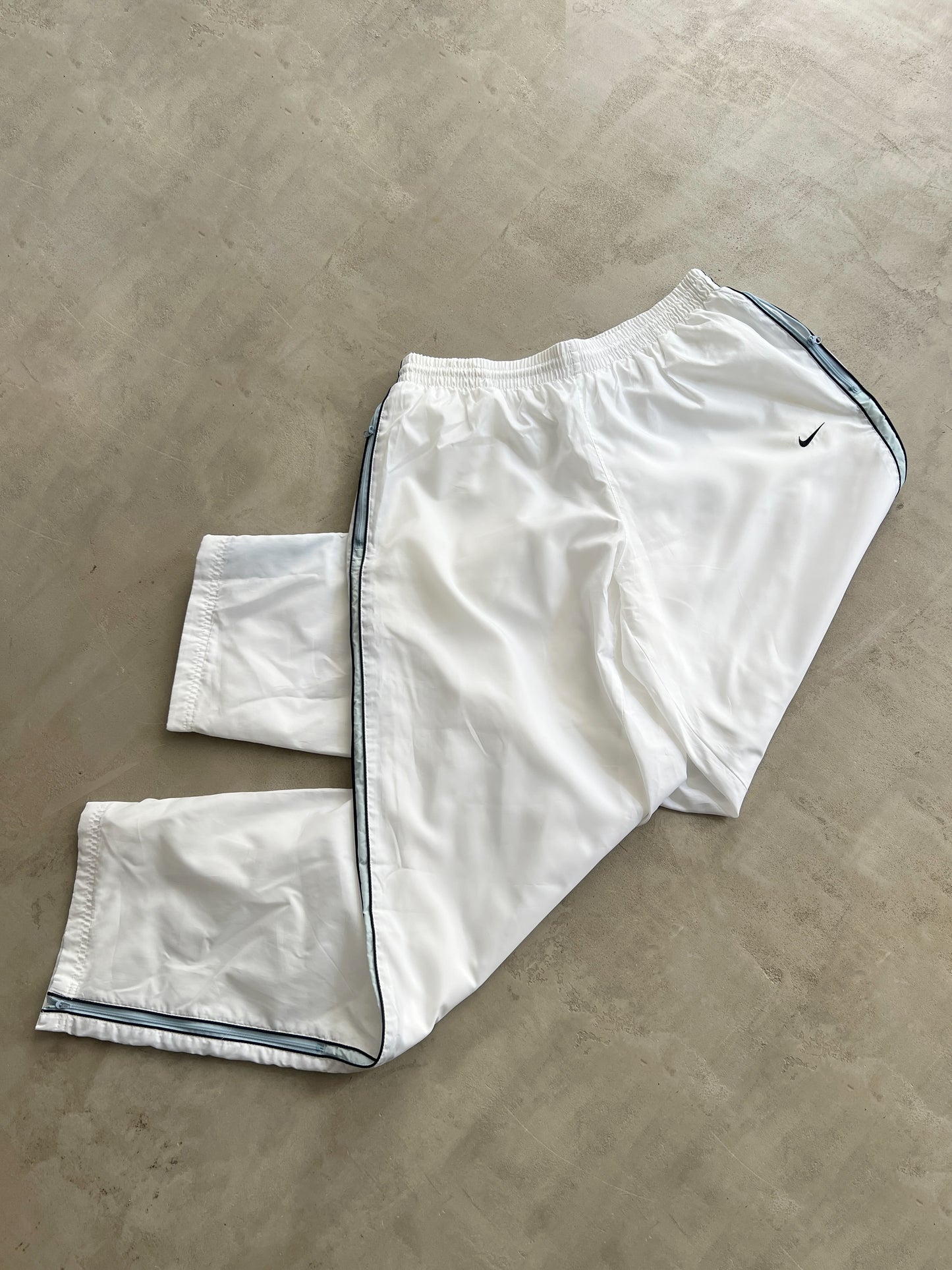 WHITE/BABY BLUE NIKE TRACK PANTS - 2000S - XL