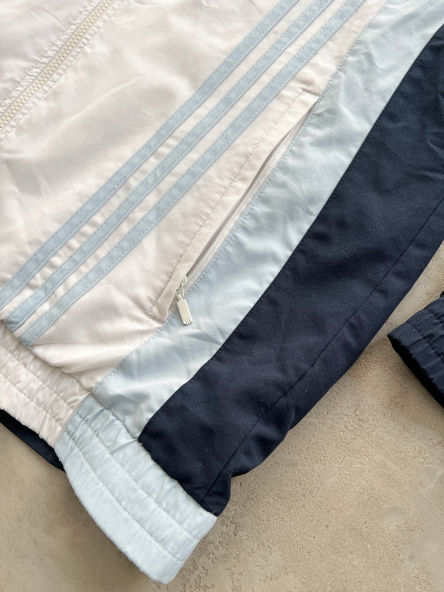 WHITE/BABY BLUE ADIDAS TRACK JACKET - XL/L