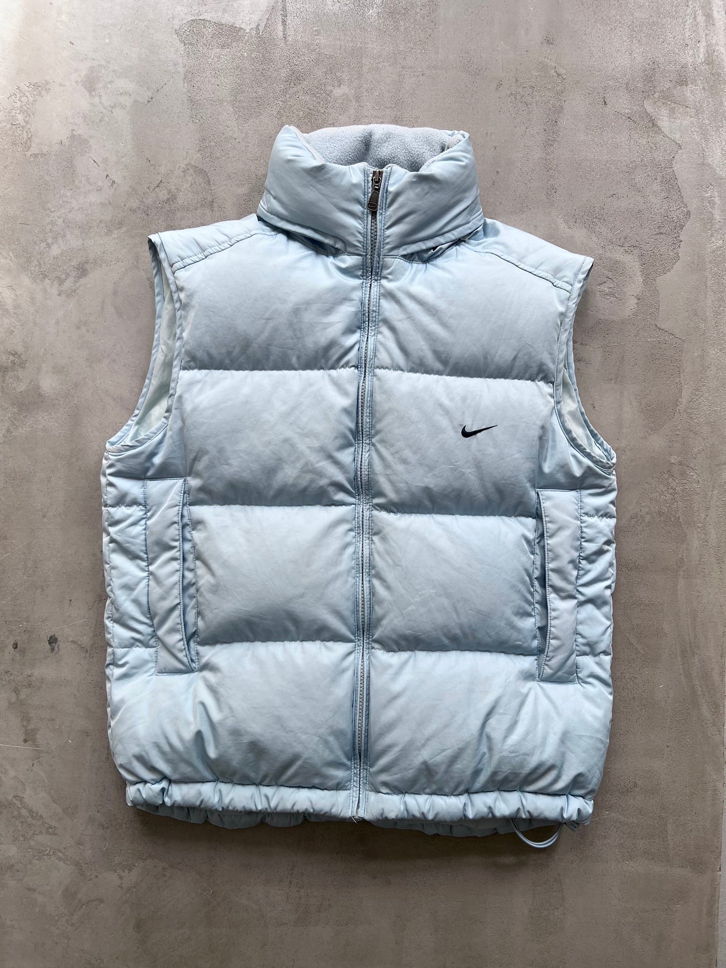 BABY BLUE NIKE PUFFER VEST - 2000S - M/S