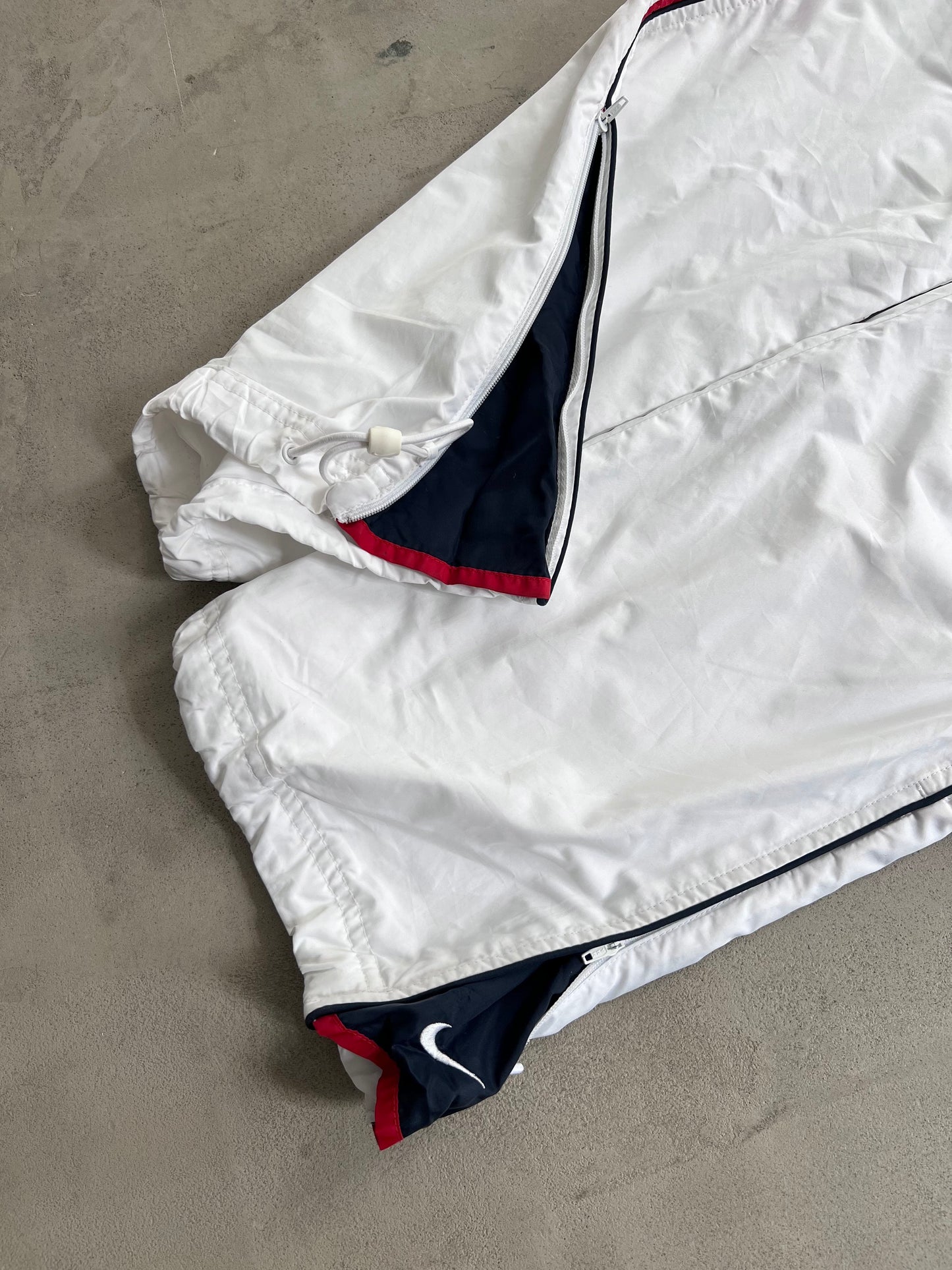 WHITE/RED NIKE TRACK PANTS - 2000S - M