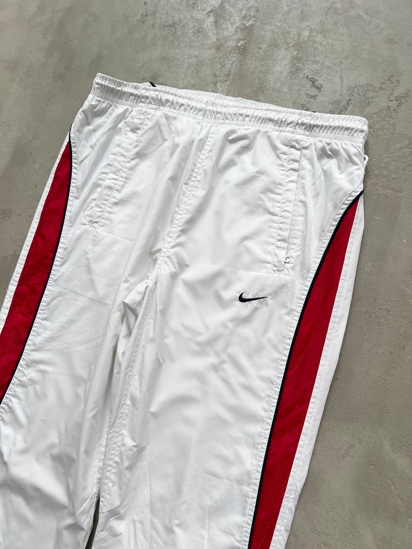 WHITE/RED NIKE TRACK PANTS - 2000S - M