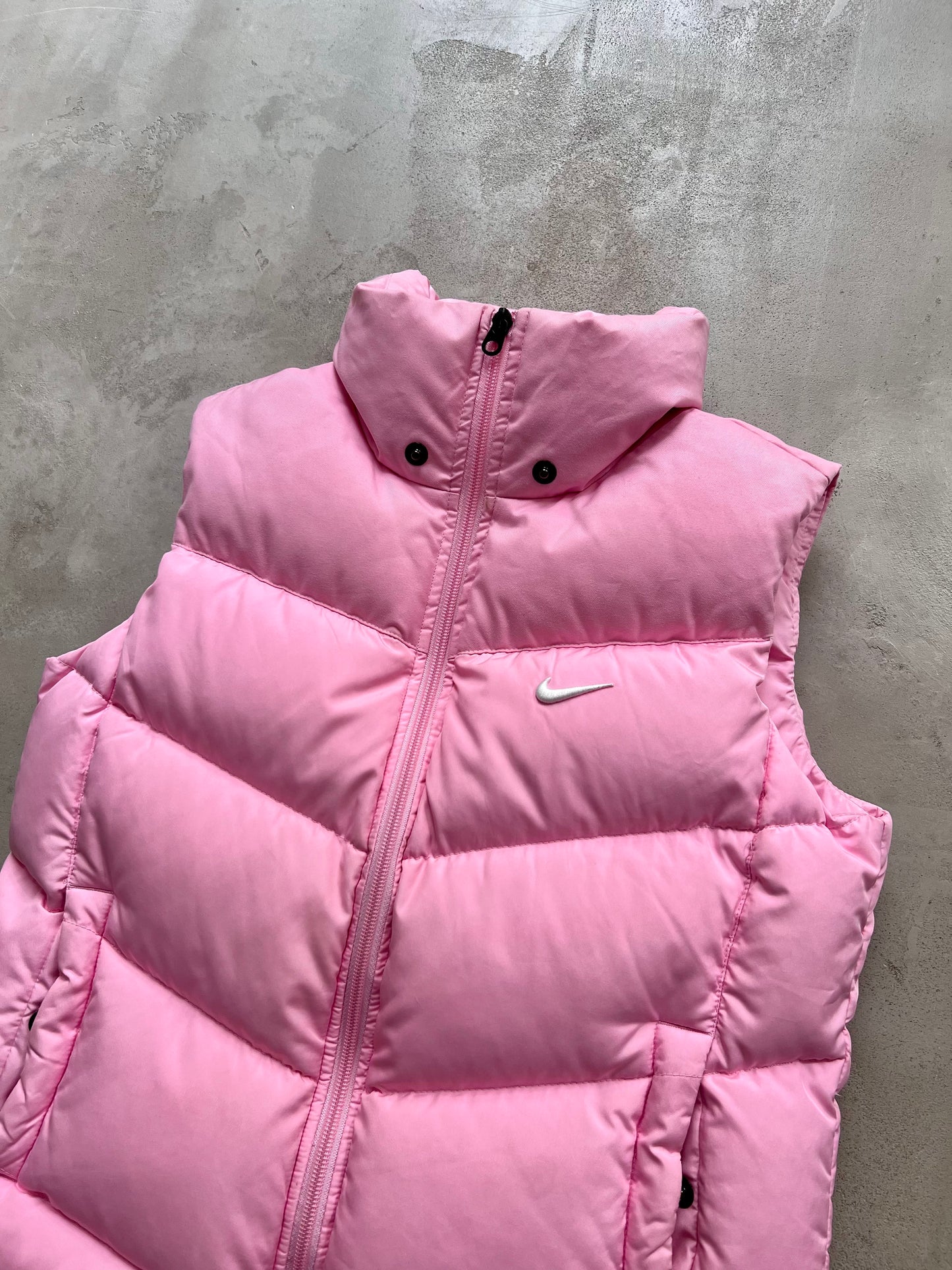 PINK NIKE PUFFER VEST - 2000S - XS