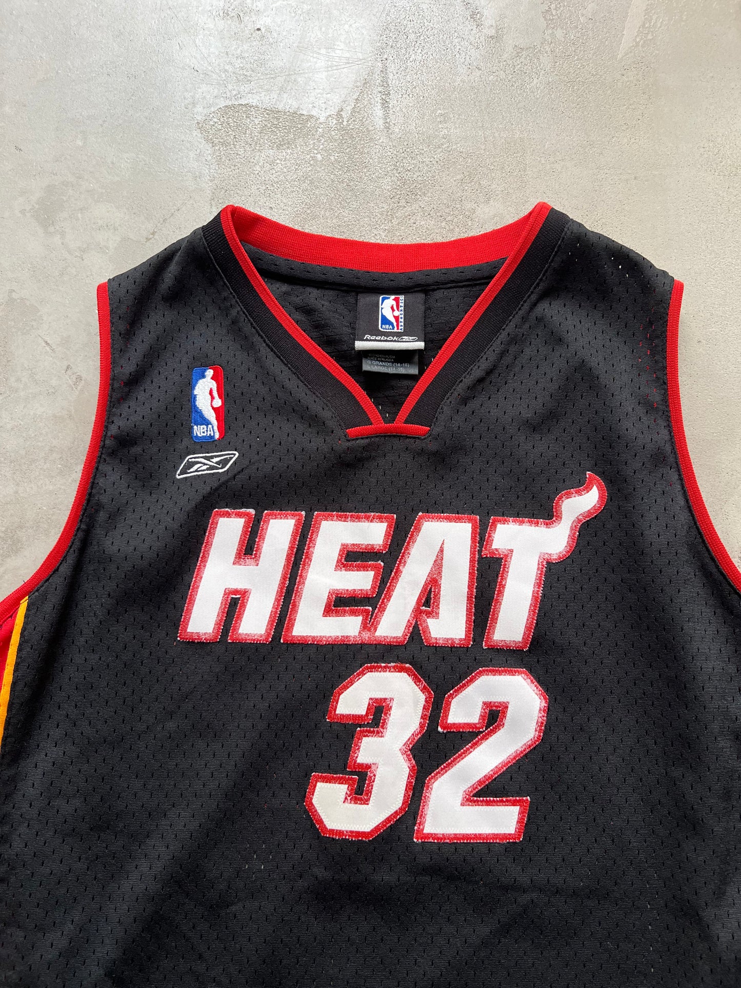 BLACK/RED MIAMI HEAT X REEBOK "O'NEAL" JERSEY - 2000S