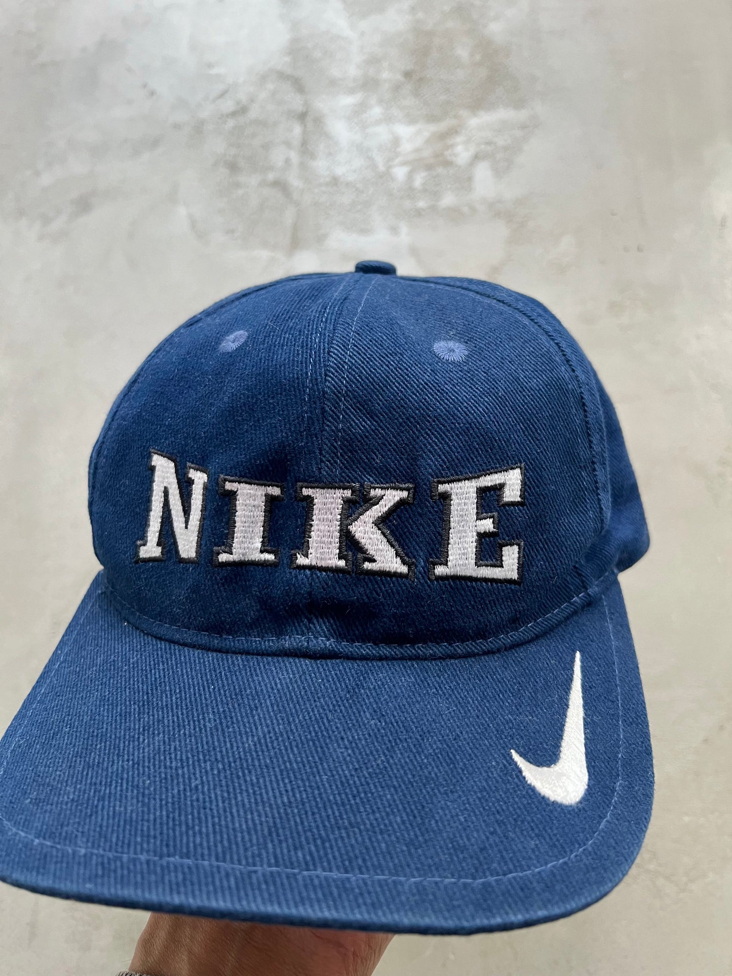 NAVY NIKE SPELLOUT CAP - 1990S