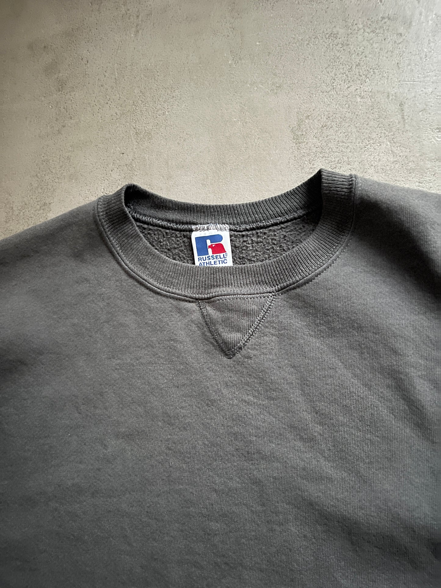 GREY RUSSELL SWEATER - 1990S - L