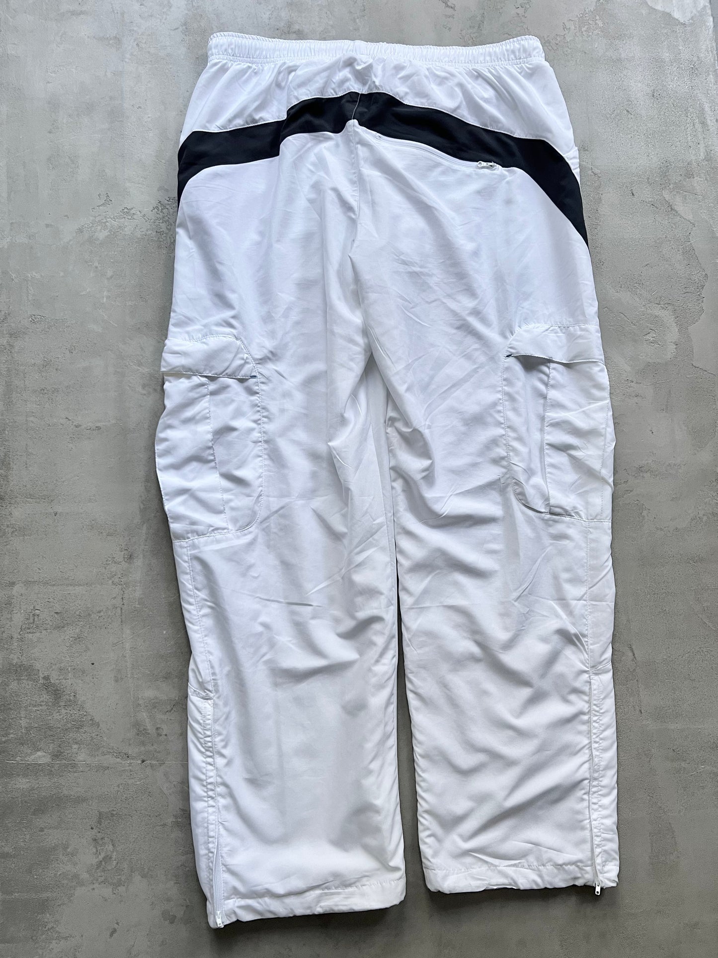 WHITE/BLACK NIKE TRACK PANTS - 2000S - XL