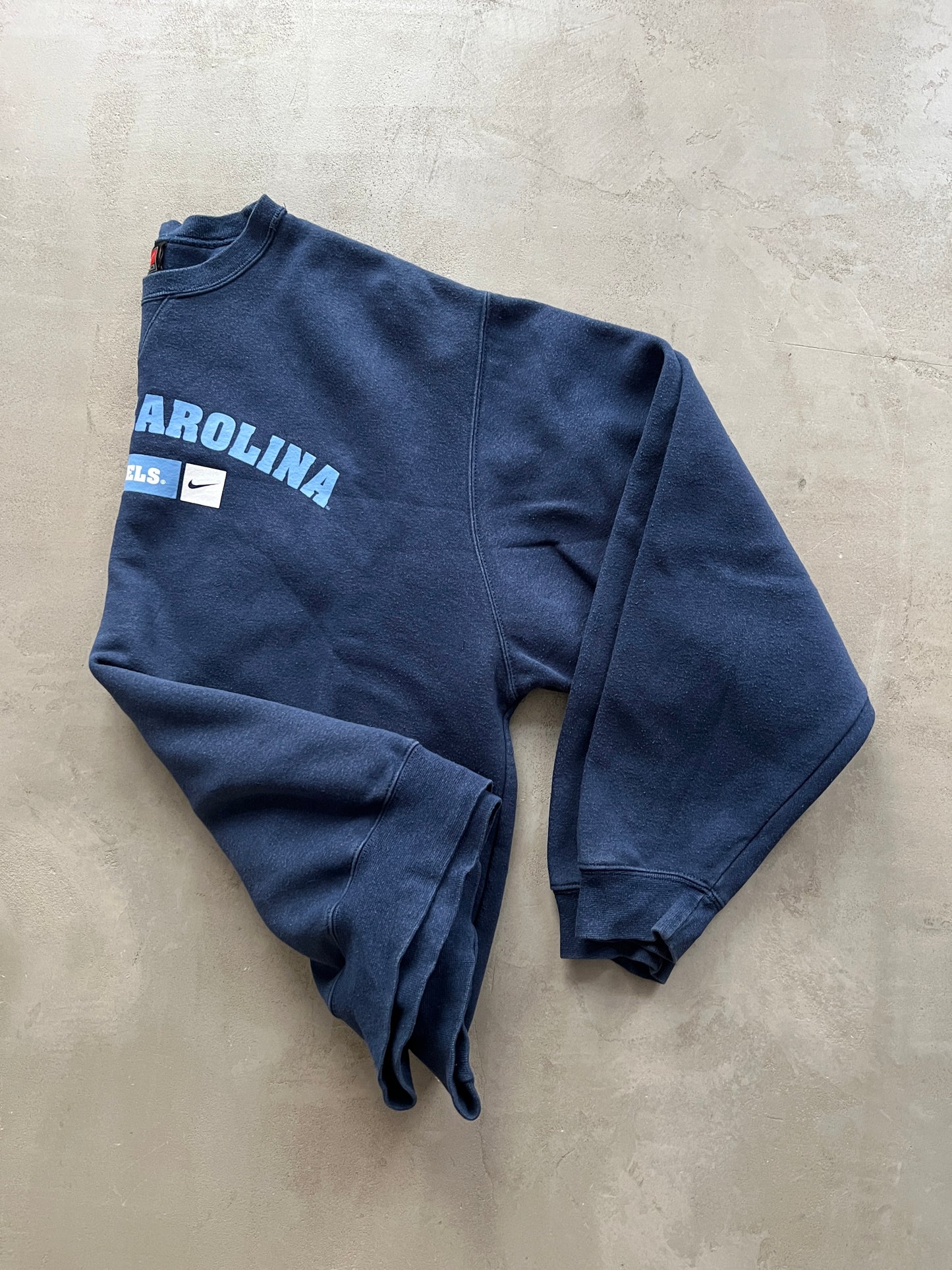 NAVY UNC NIKE SWEATER - 1990S - L