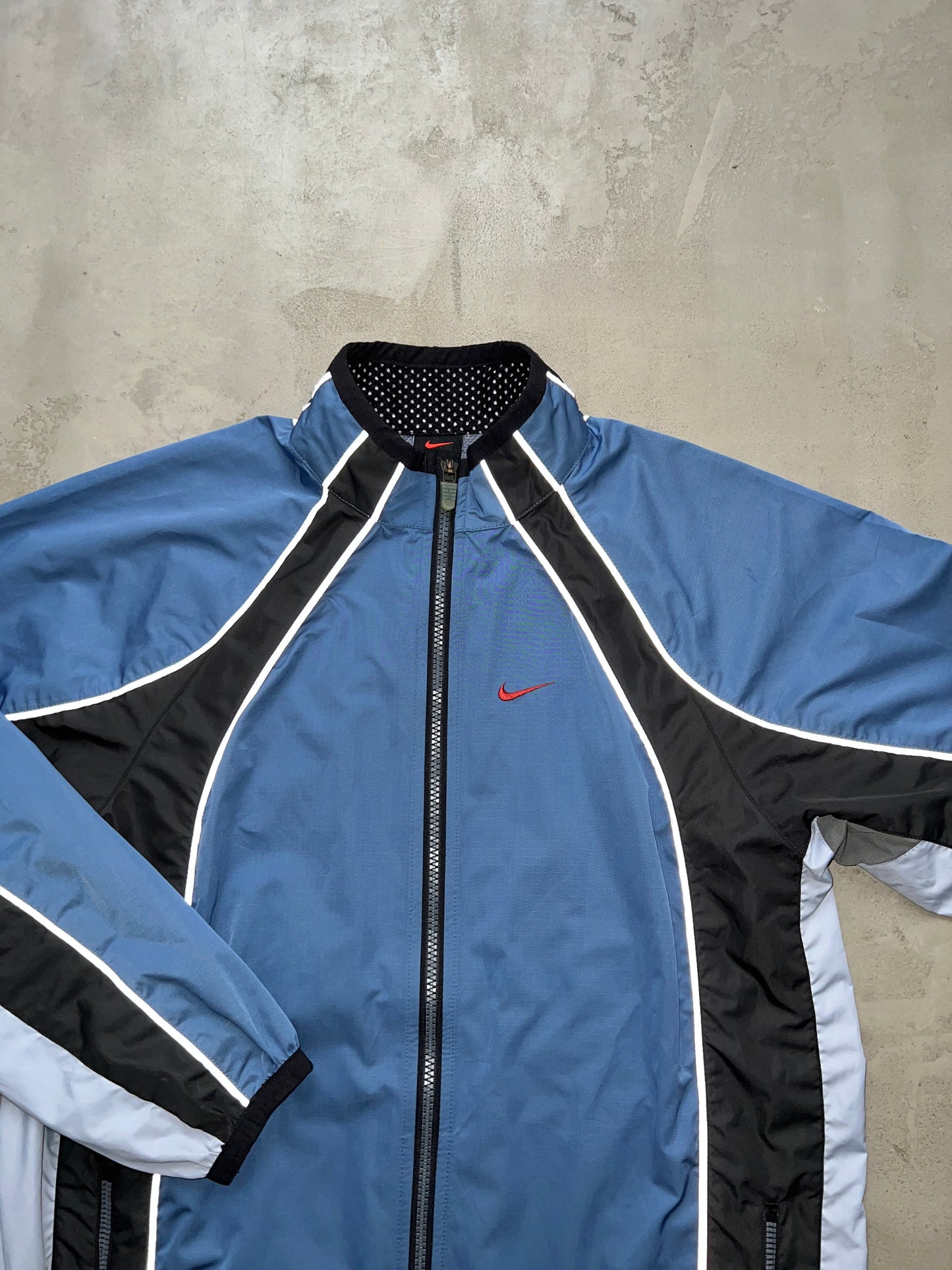 BLUE/BLACK NIKE REFLECTIVE TRACK JACKET - 1990S - L