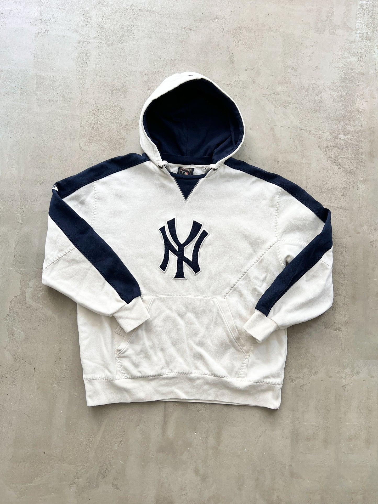 WHITE/NAVY YANKEES HOODIE - 1990S - L