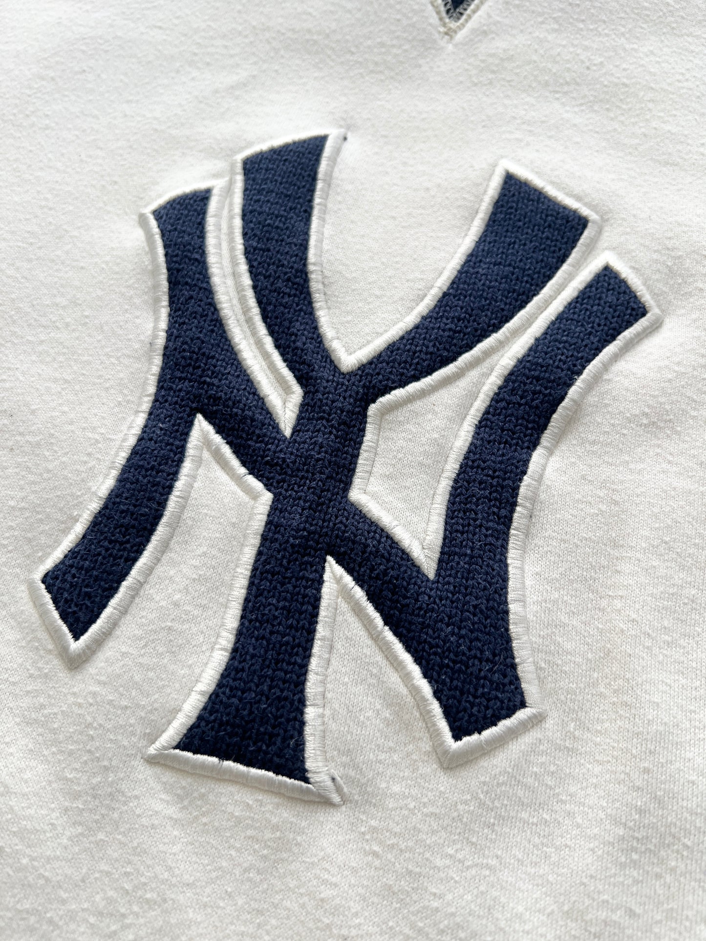 WHITE/NAVY YANKEES HOODIE - 1990S - L