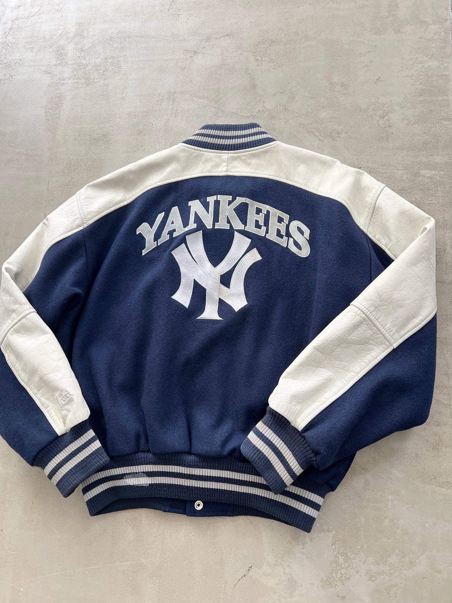 NEW YORK YANKEES COLLEGE JACKET - 1990S - M/L